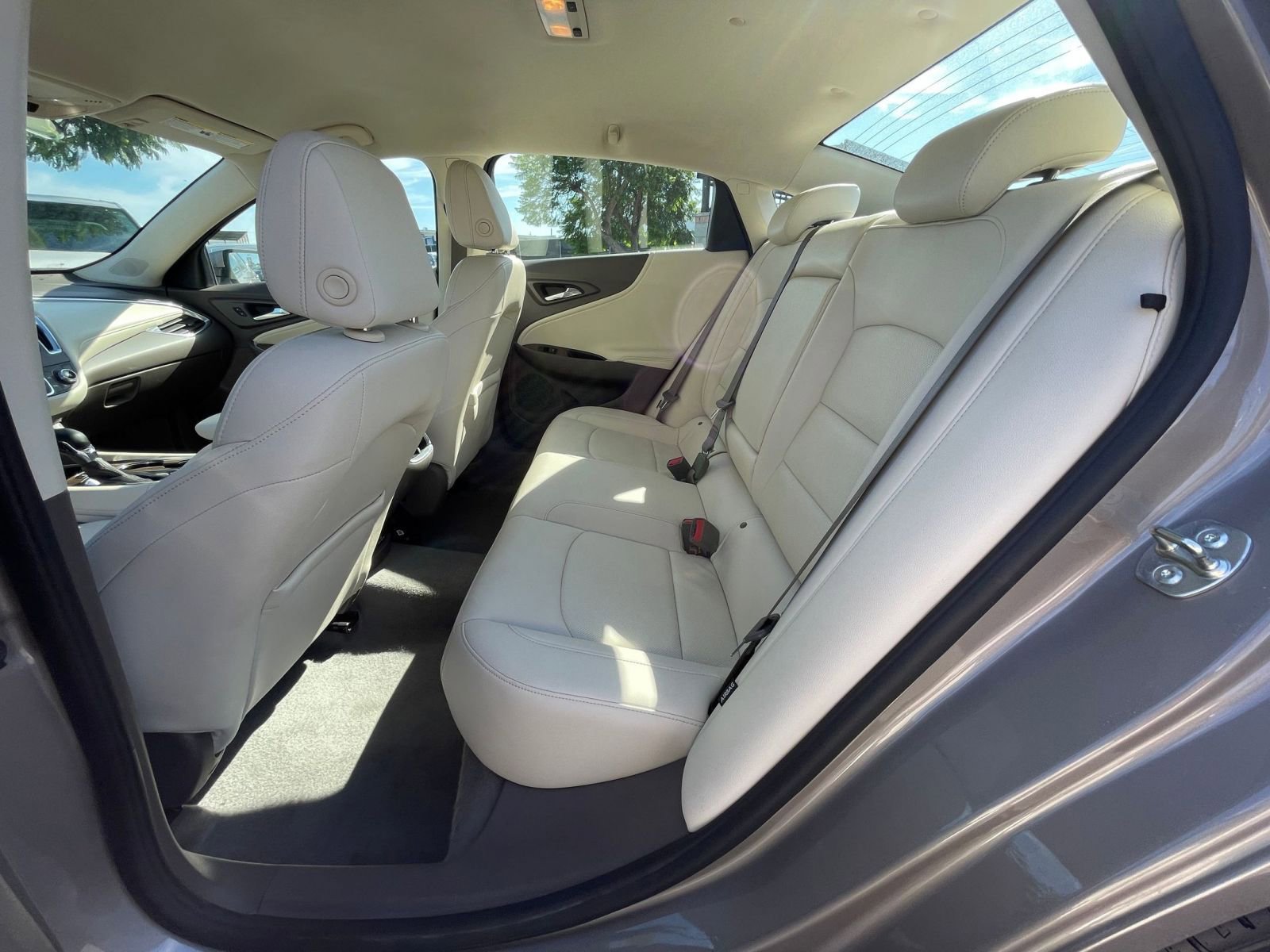 Thumbnail: 2024 Chevrolet Malibu - 25