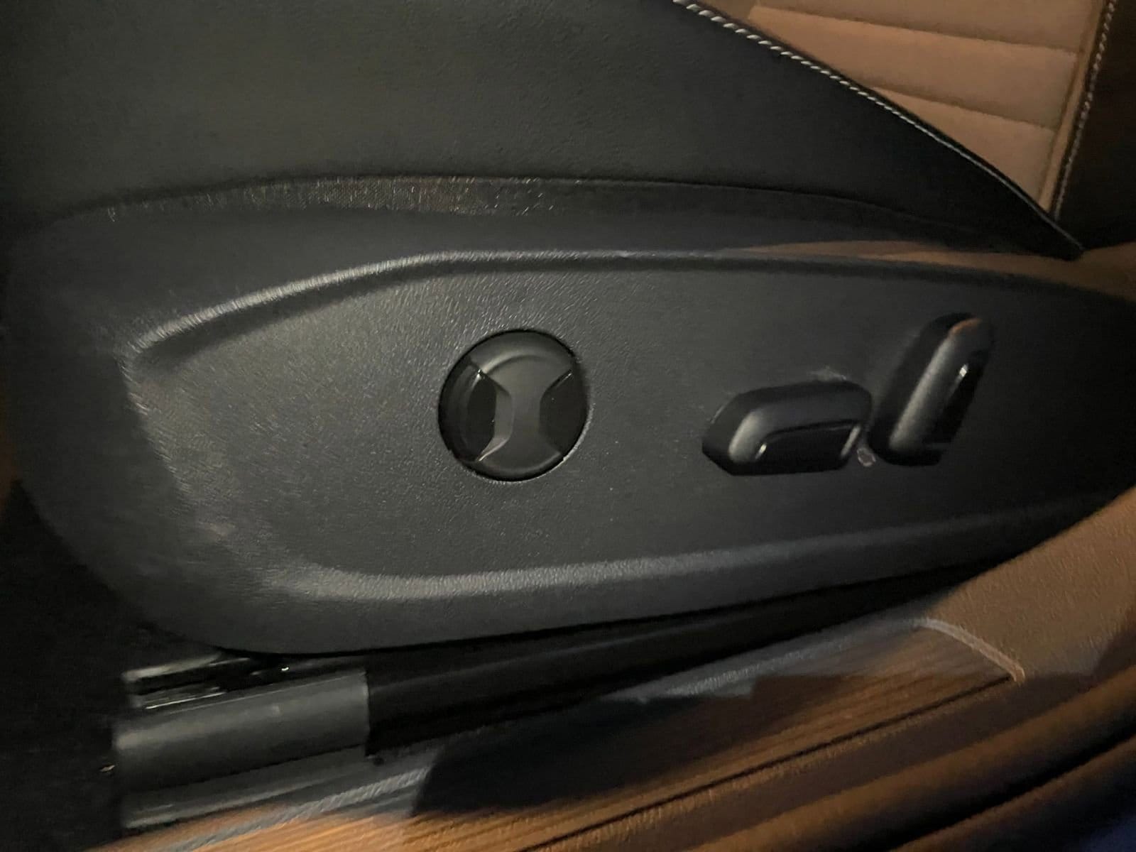 Thumbnail: 2025 Volkswagen Jetta - 23