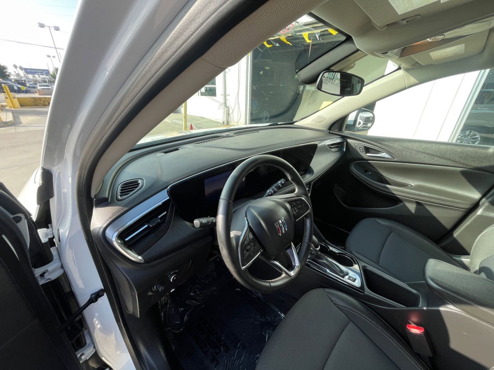 Thumbnail: 2025 Buick Encore GX - 34