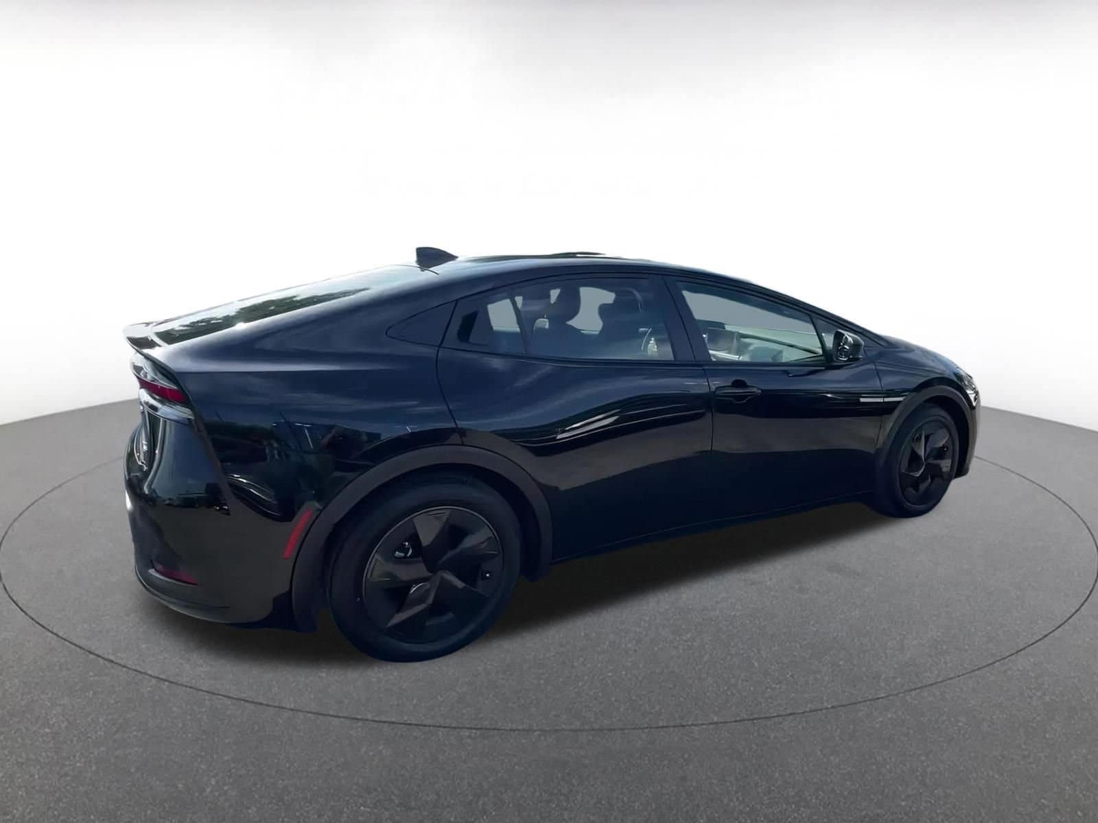 Thumbnail: 2025 Toyota Prius - 15