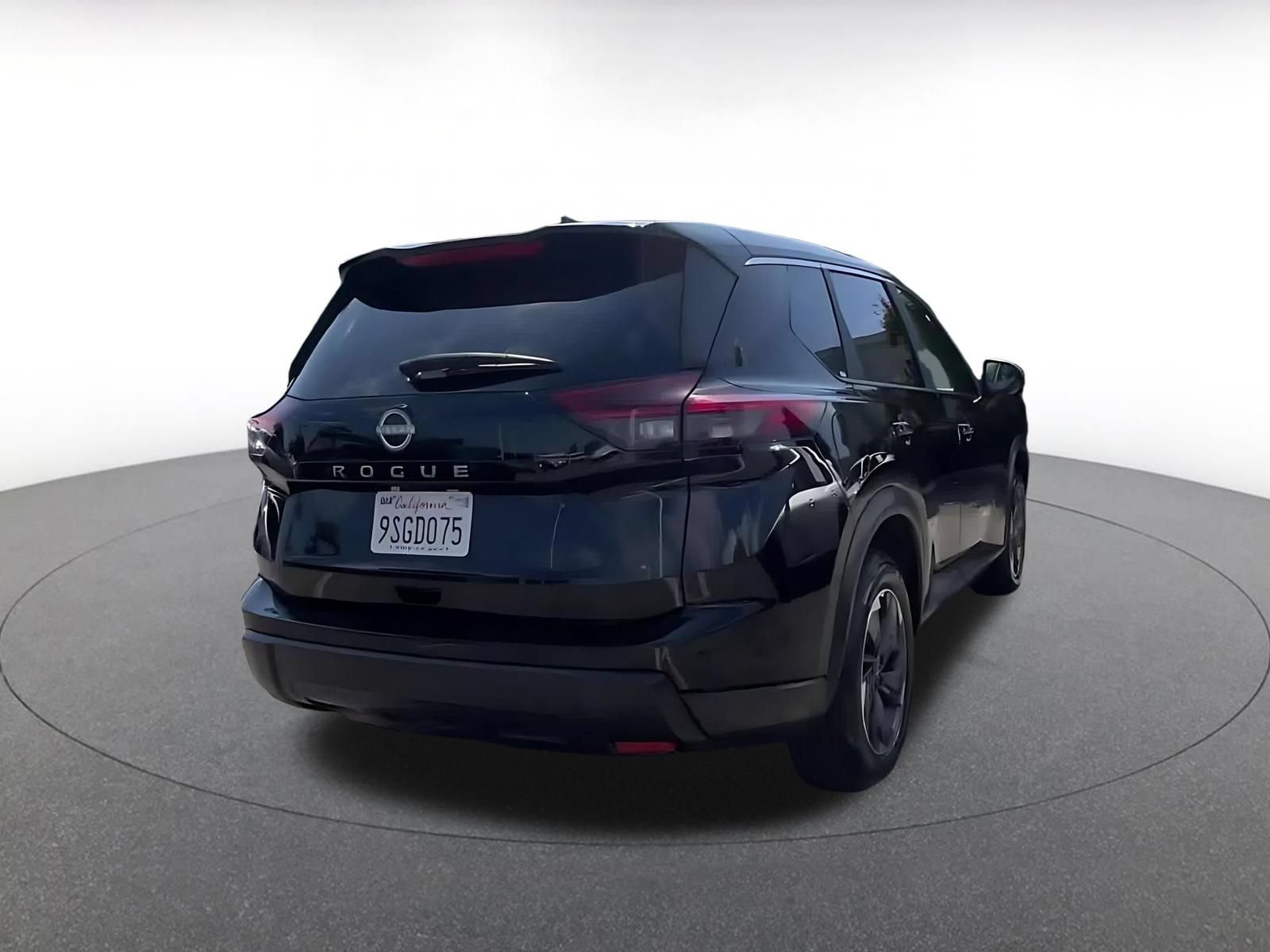 Thumbnail: 2025 Nissan Rogue - 14