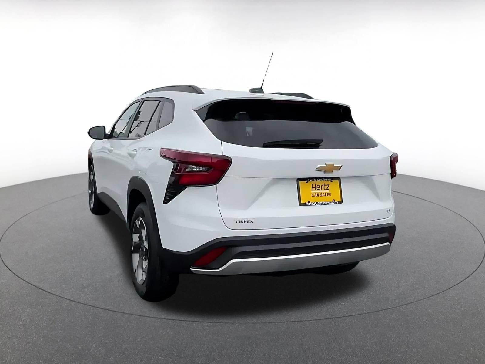 Thumbnail: 2025 Chevrolet Trax - 10