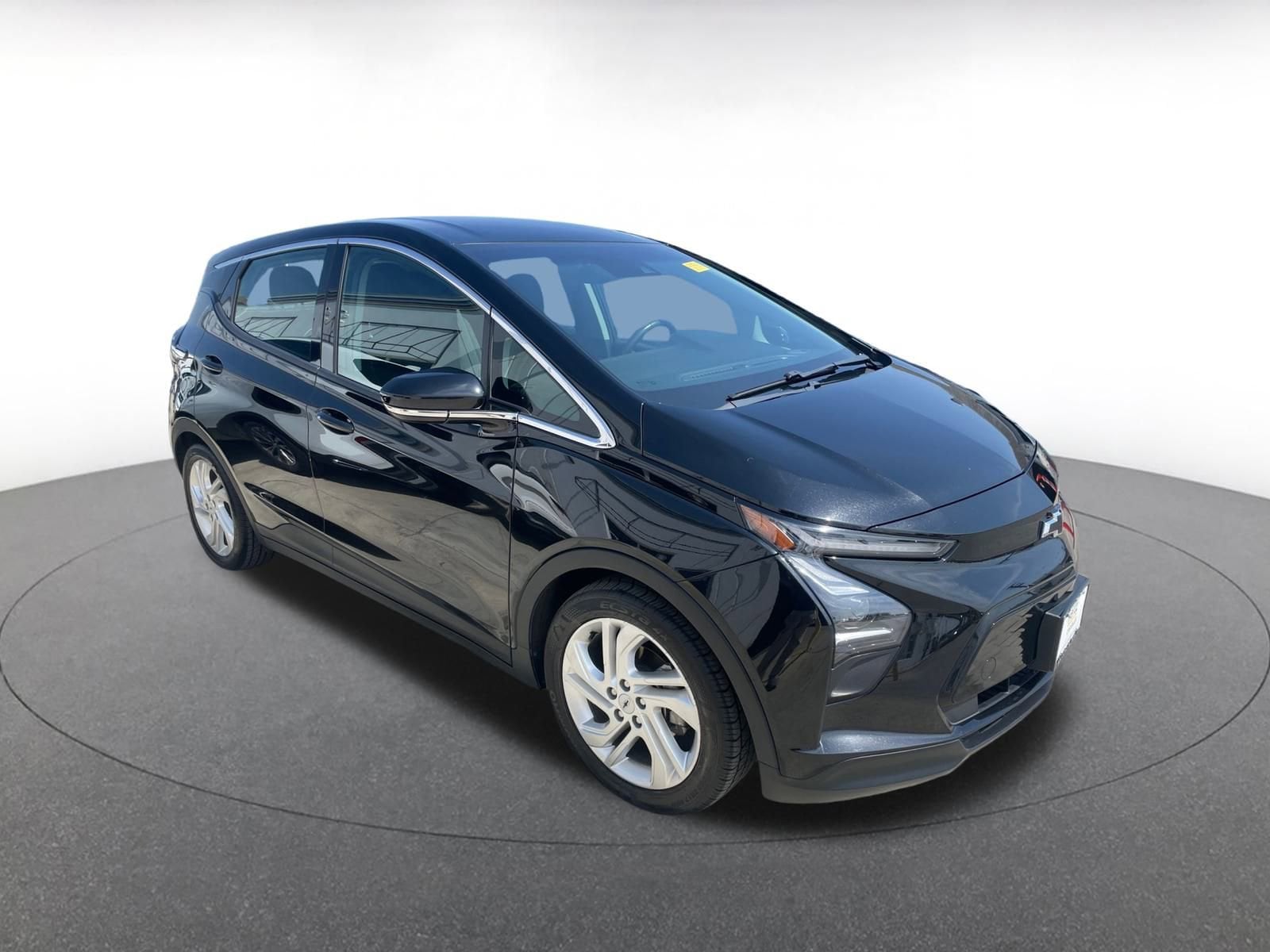 Thumbnail: 2023 Chevrolet Bolt EV - 1