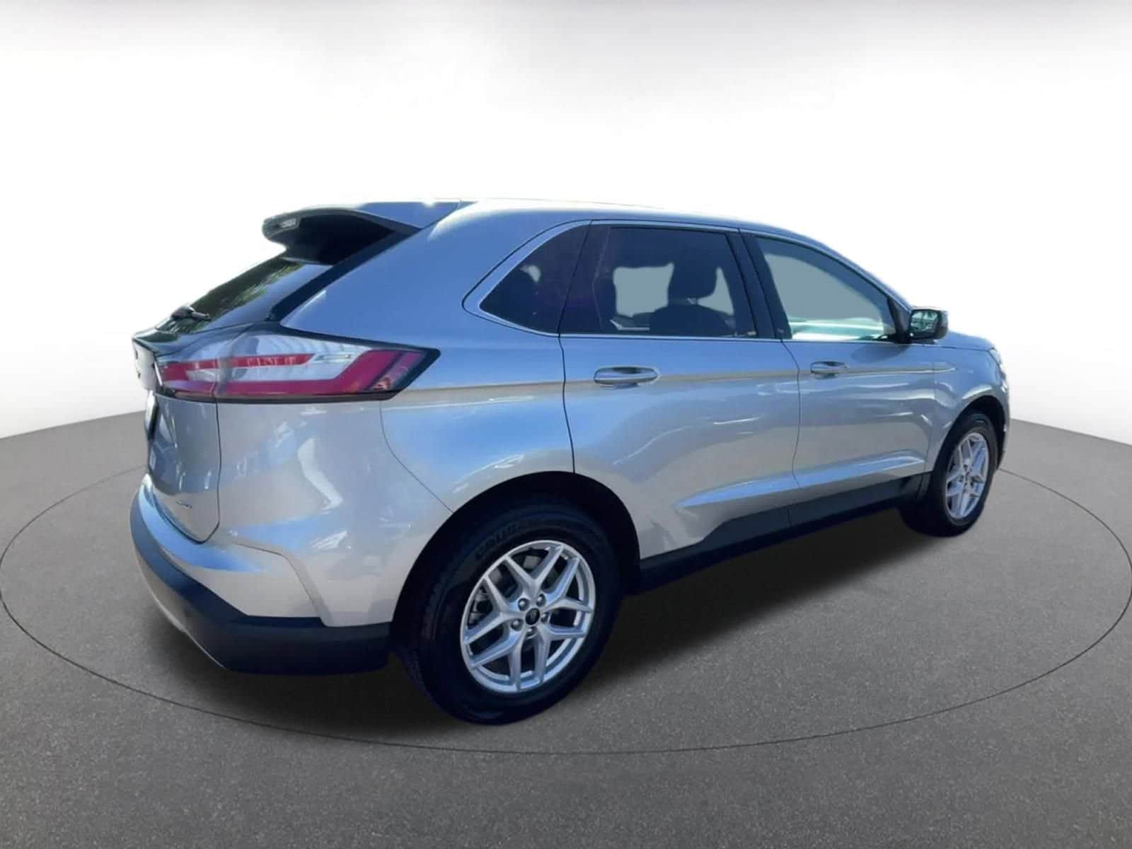 Thumbnail: 2023 Ford Edge - 15