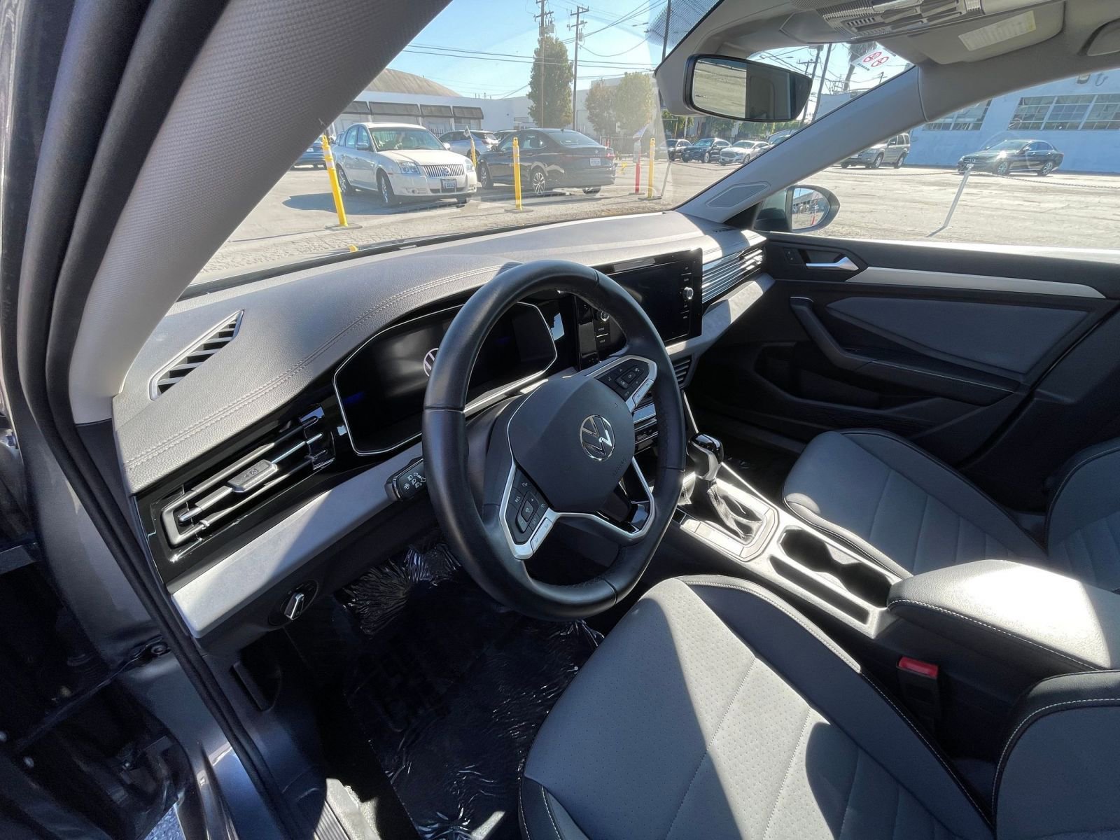 Thumbnail: 2025 Volkswagen Jetta - 34