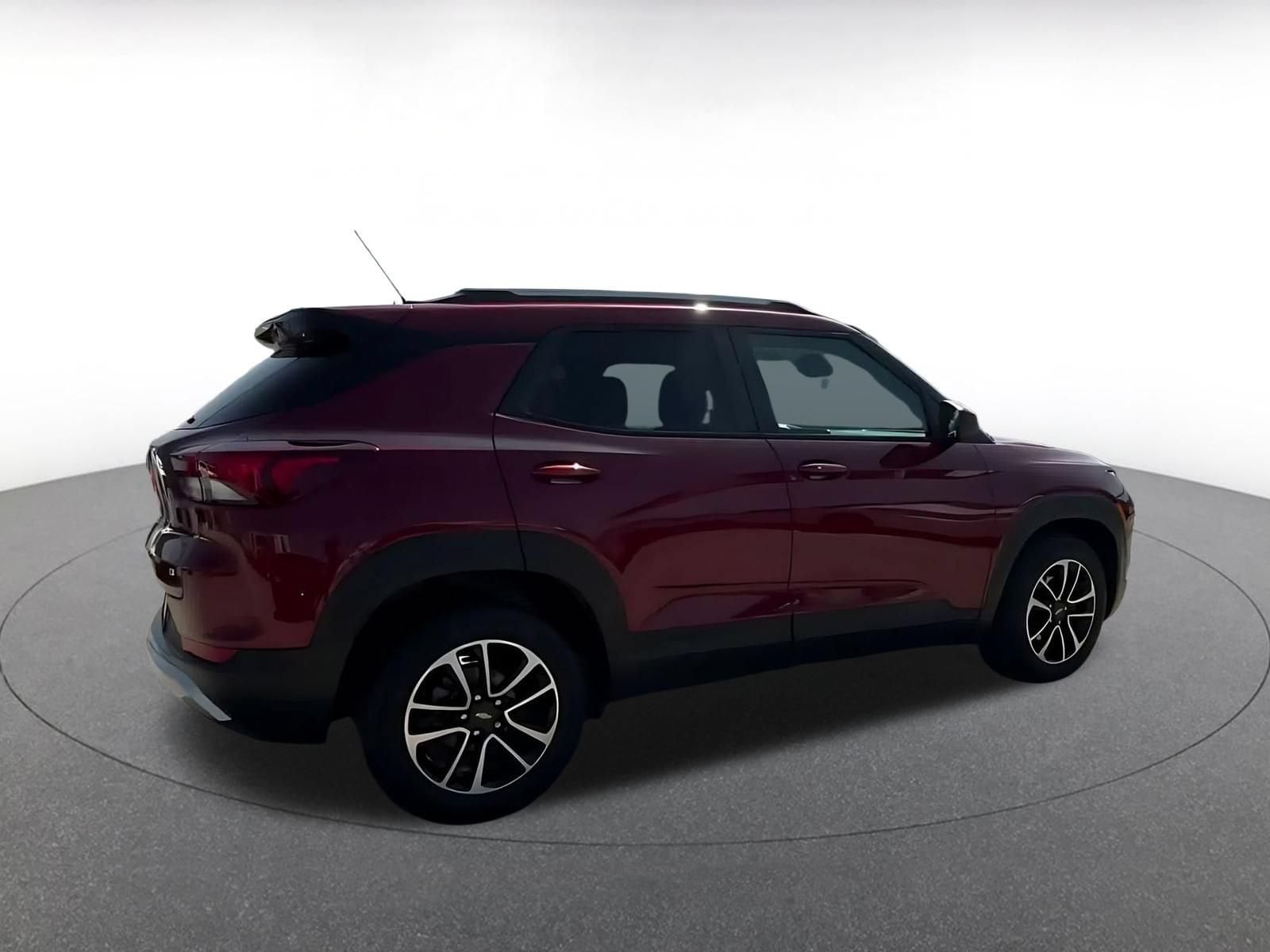 Thumbnail: 2025 Chevrolet TrailBlazer - 13