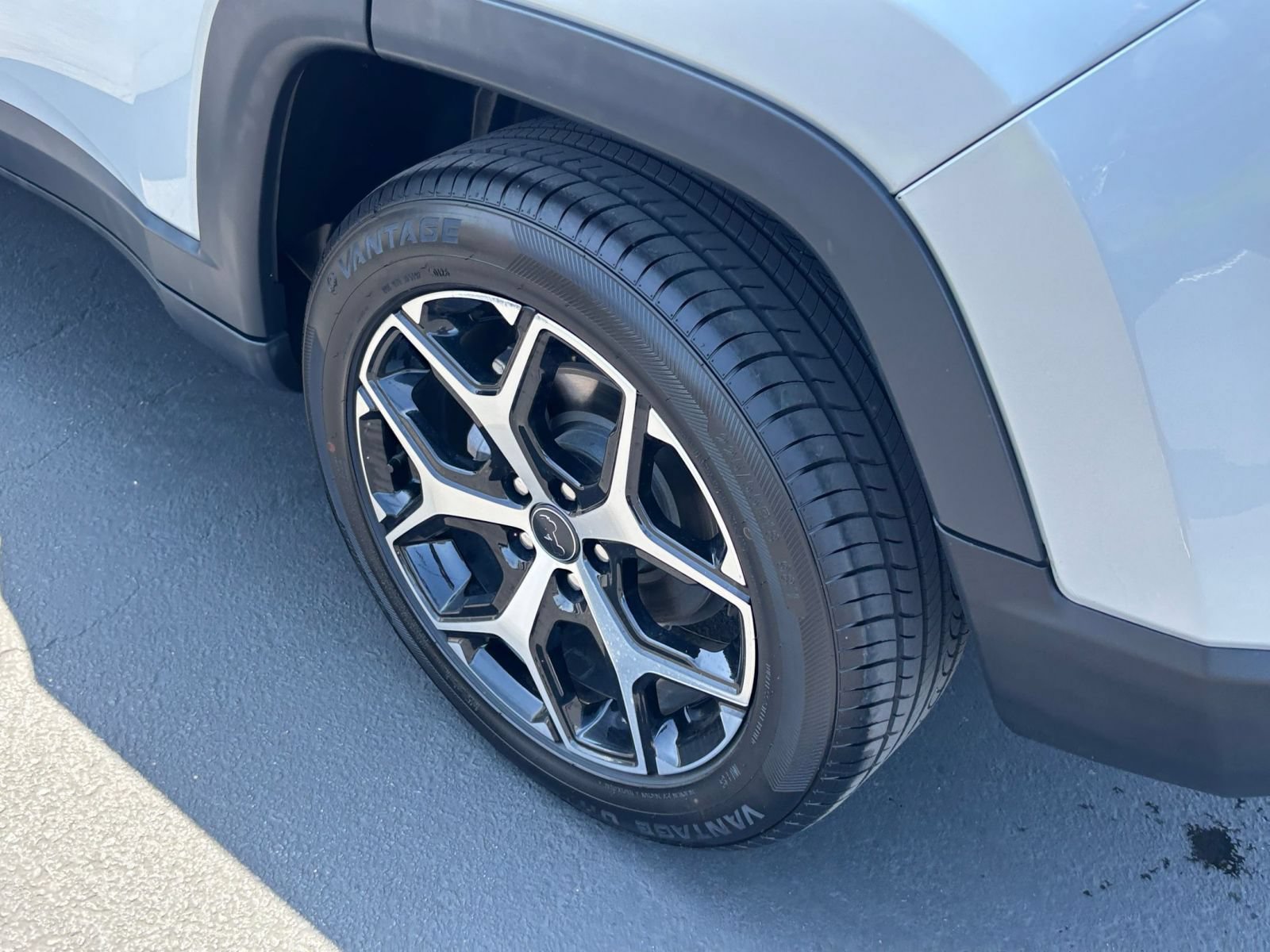 Thumbnail: 2025 Jeep Compass - 26