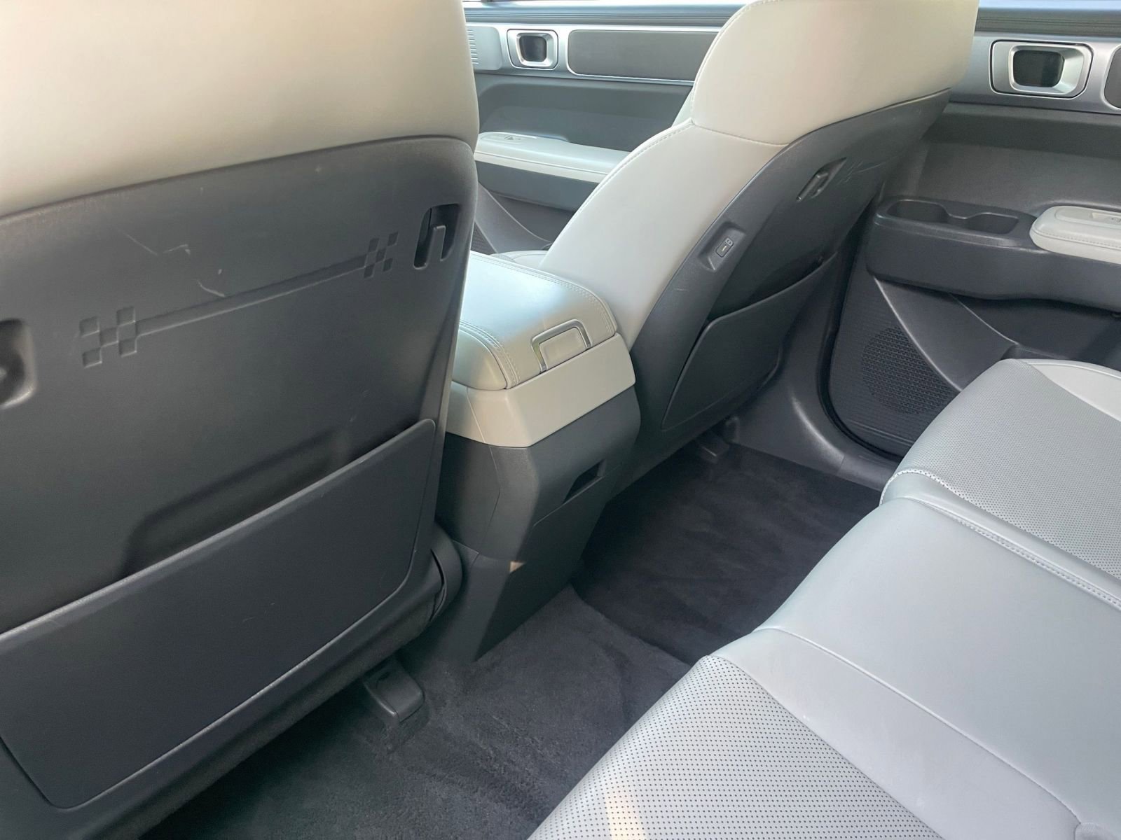 Thumbnail: 2025 Hyundai Santa Fe - 24