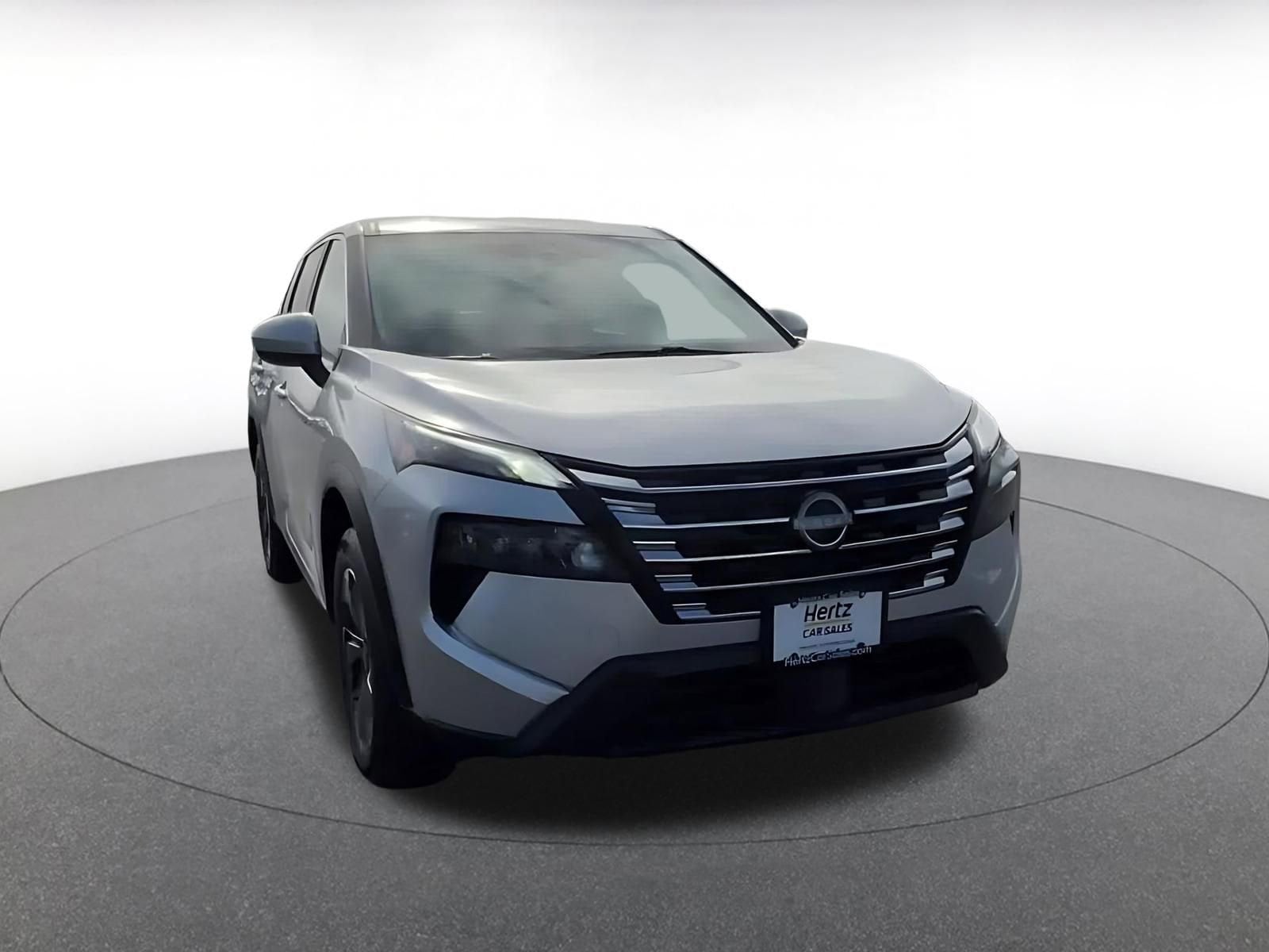 Thumbnail: 2025 Nissan Rogue - 3