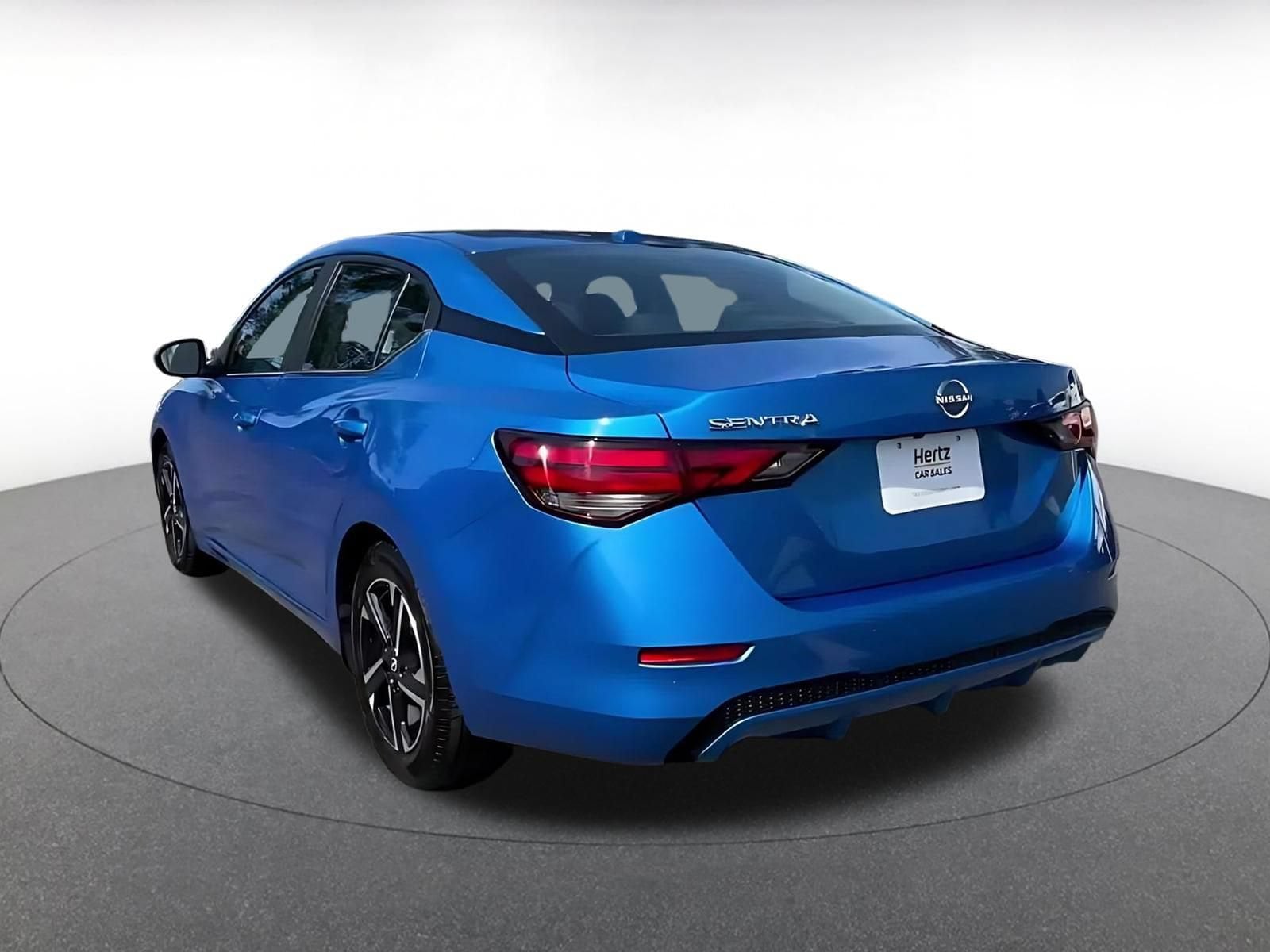 Thumbnail: 2025 Nissan Sentra - 11