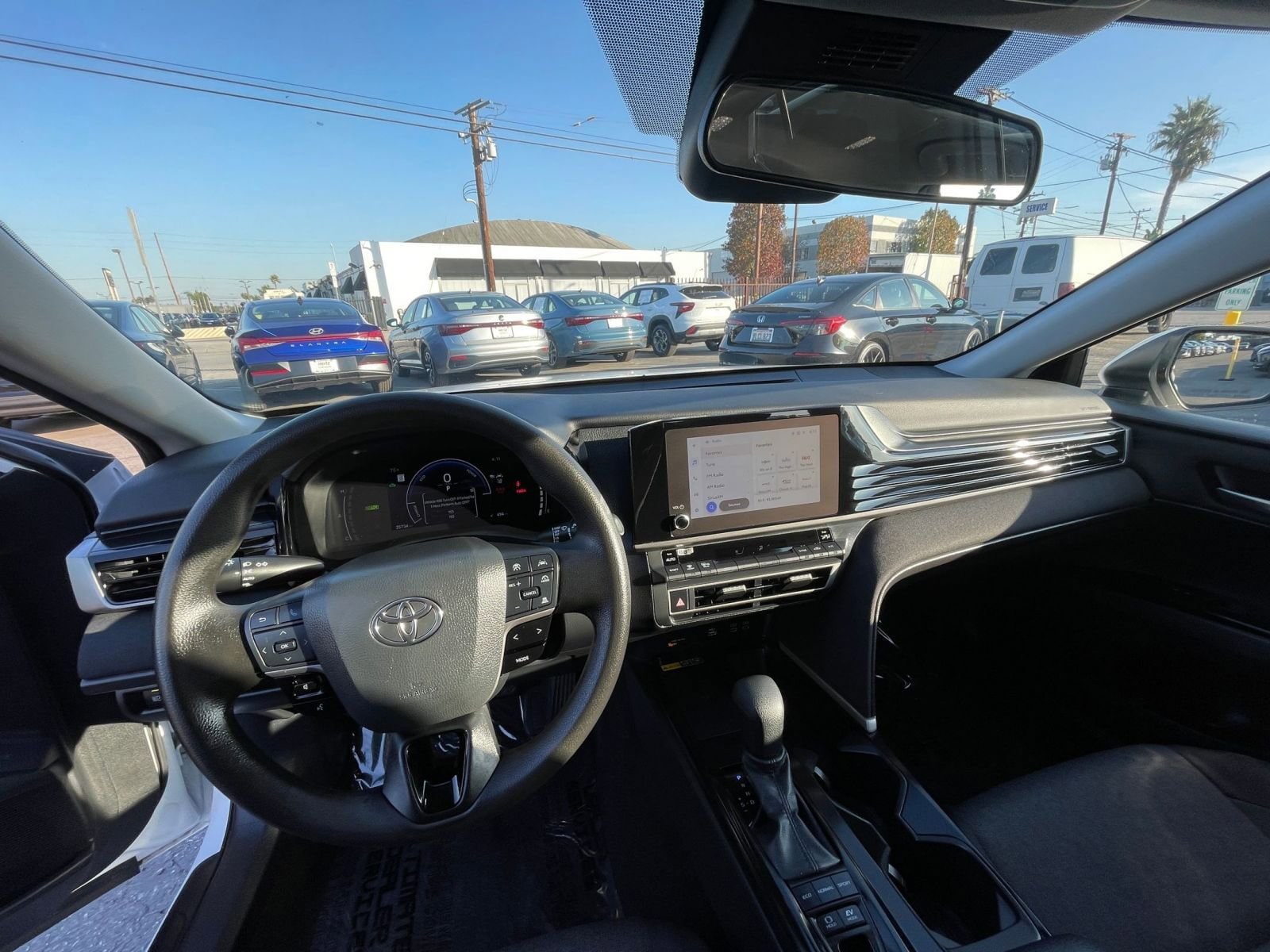 Thumbnail: 2025 Toyota Camry - 33