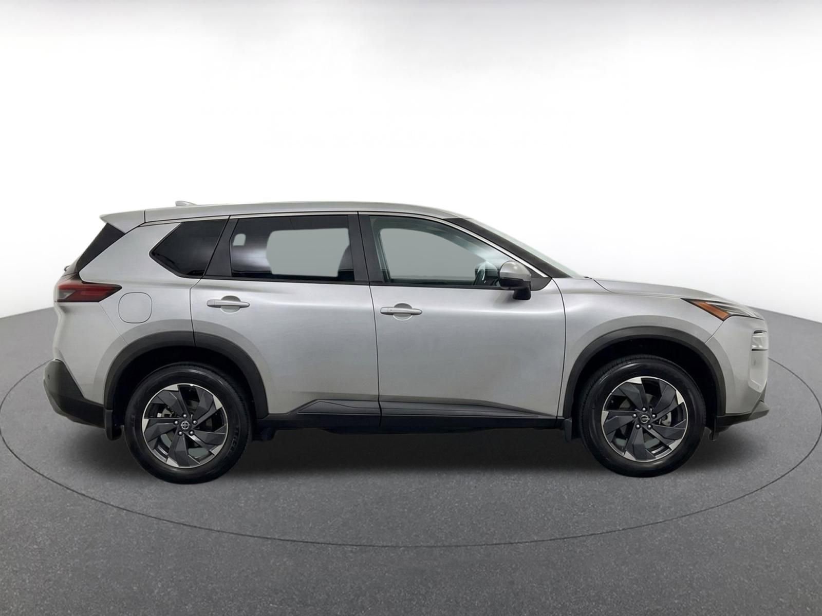 Thumbnail: 2025 Nissan Rogue - 10