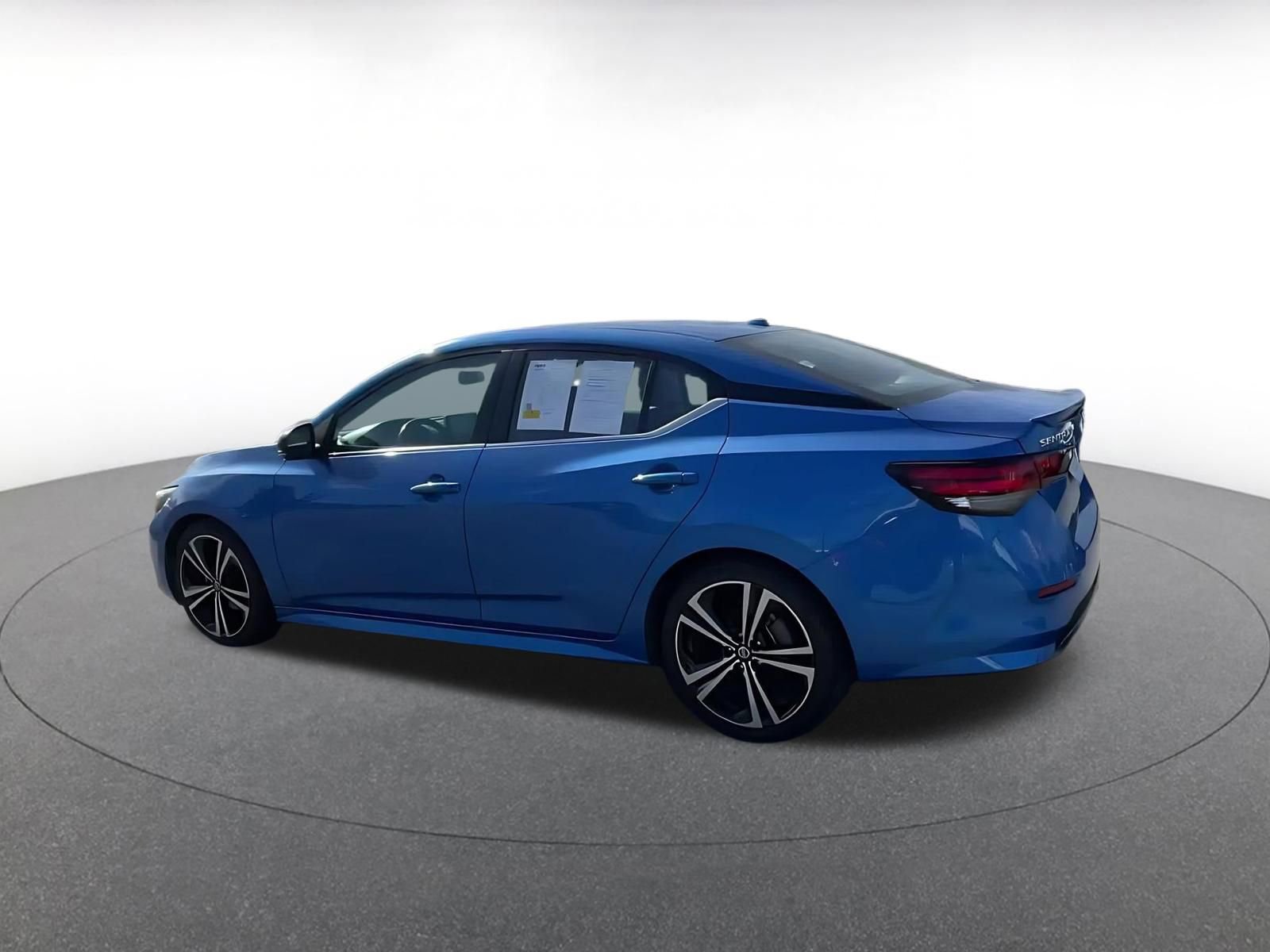 Thumbnail: 2022 Nissan Sentra - 10