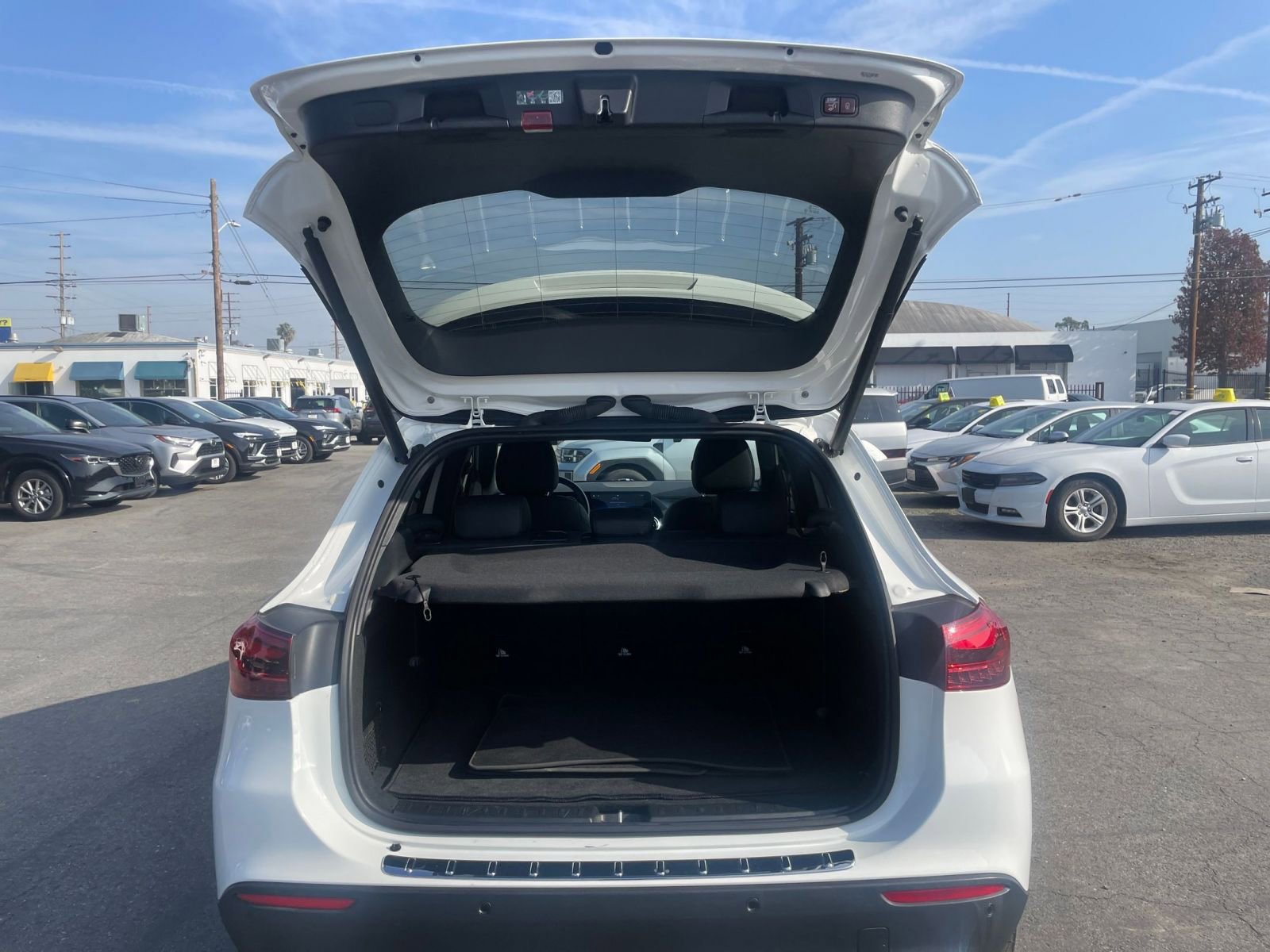 Thumbnail: 2025 Mercedes-Benz GLA - 31