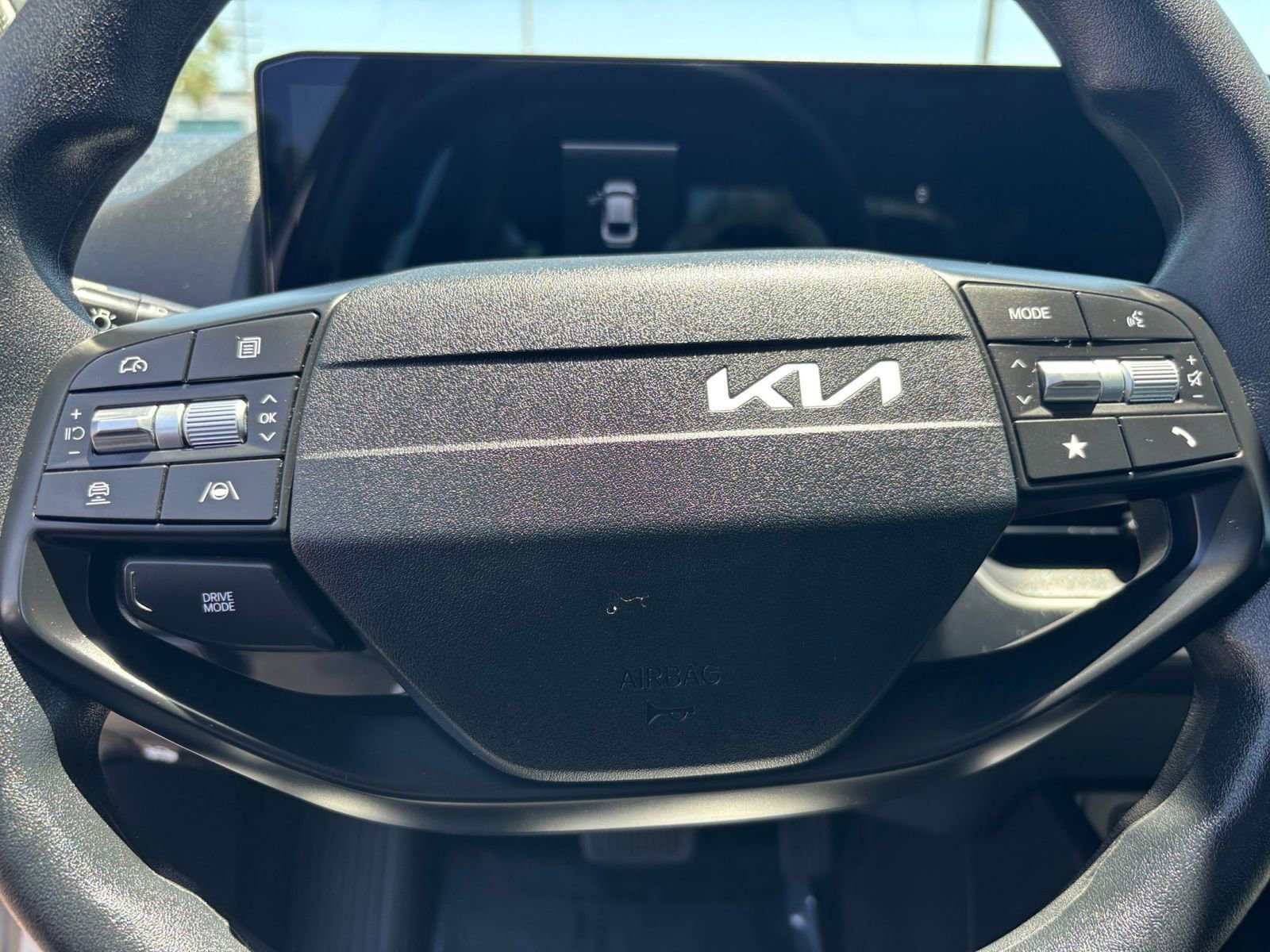Thumbnail: 2025 Kia K4 - 28