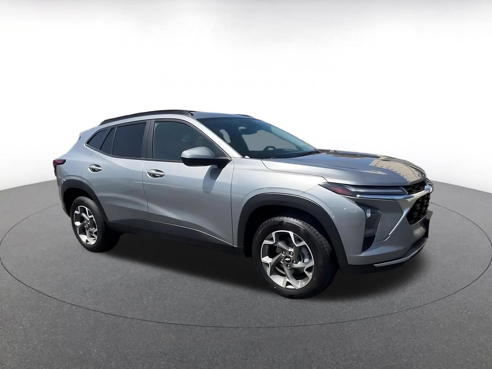 Thumbnail: 2025 Chevrolet Trax - 2