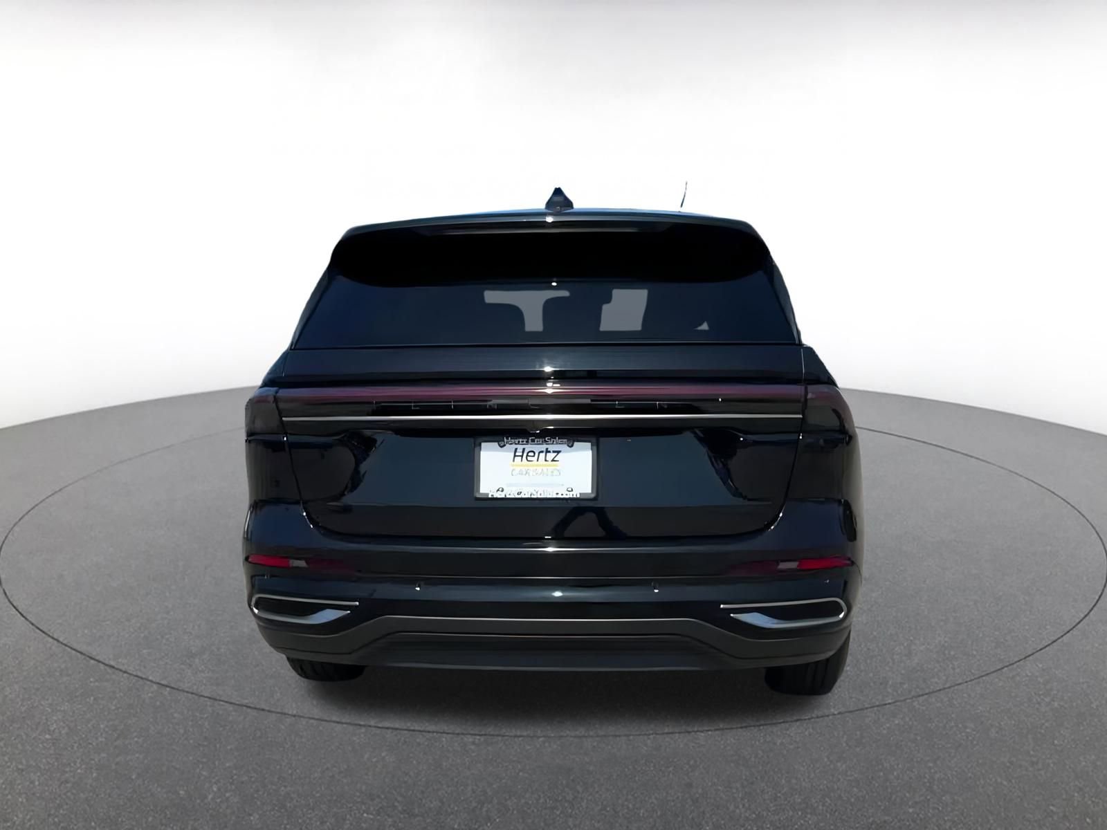 Thumbnail: 2024 Lincoln Nautilus - 7