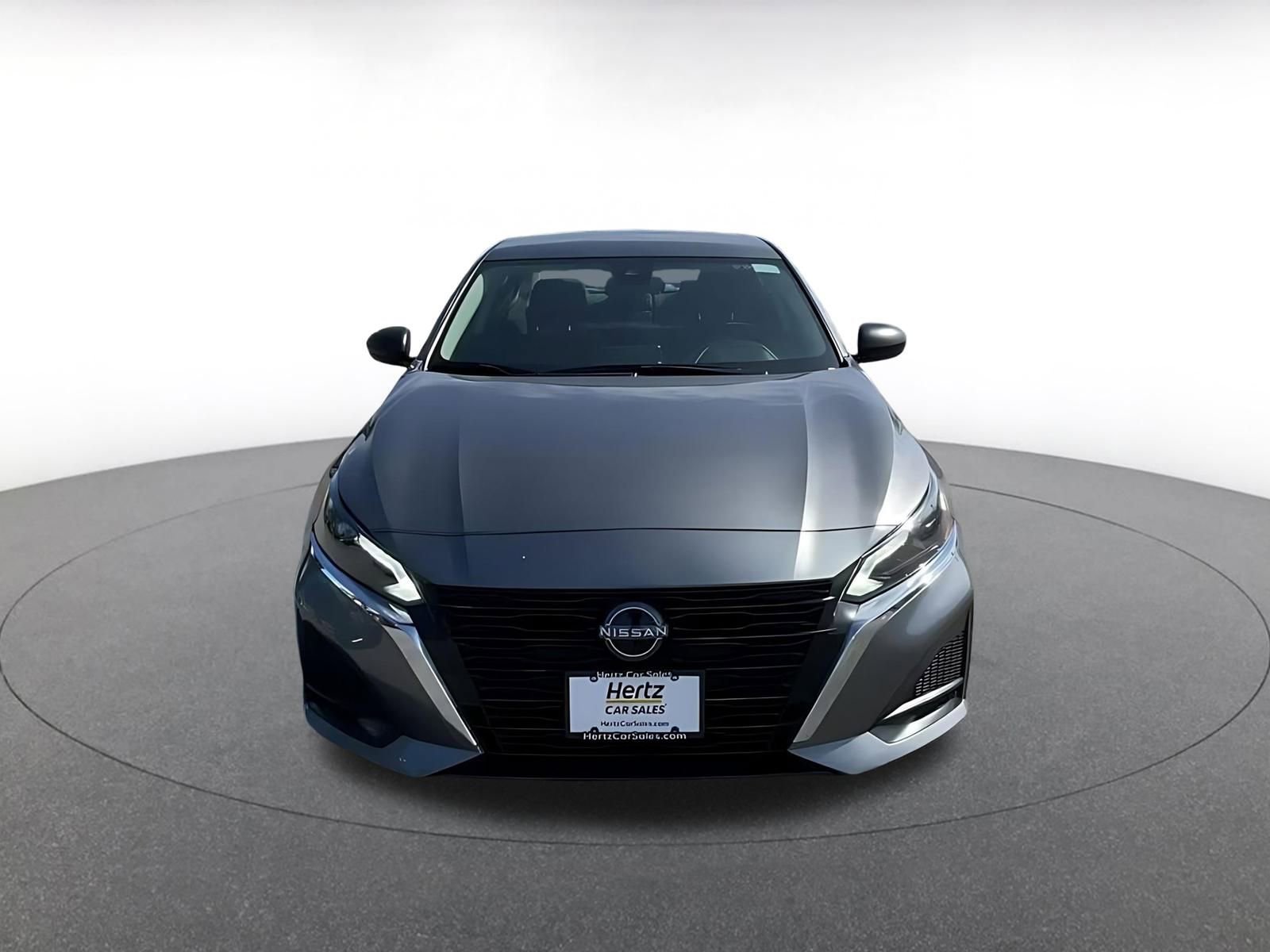 Thumbnail: 2025 Nissan Altima - 4