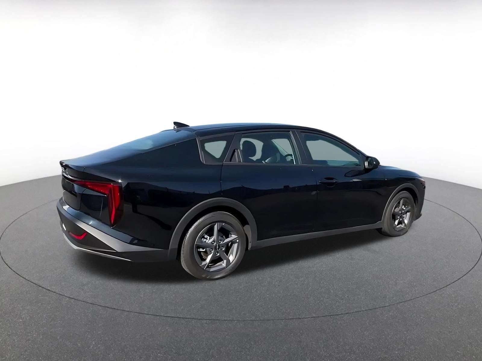 Thumbnail: 2025 Kia K4 - 14
