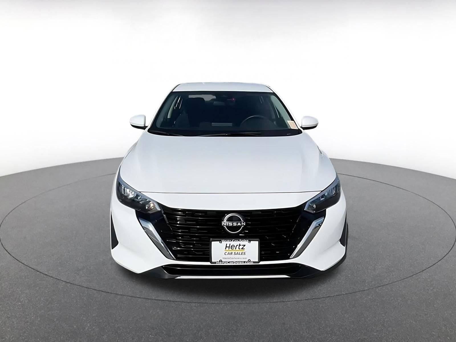 Thumbnail: 2025 Nissan Sentra - 4
