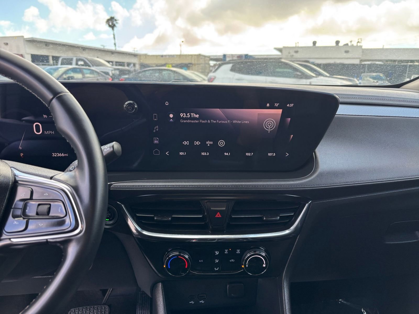 Thumbnail: 2025 Buick Encore GX - 17