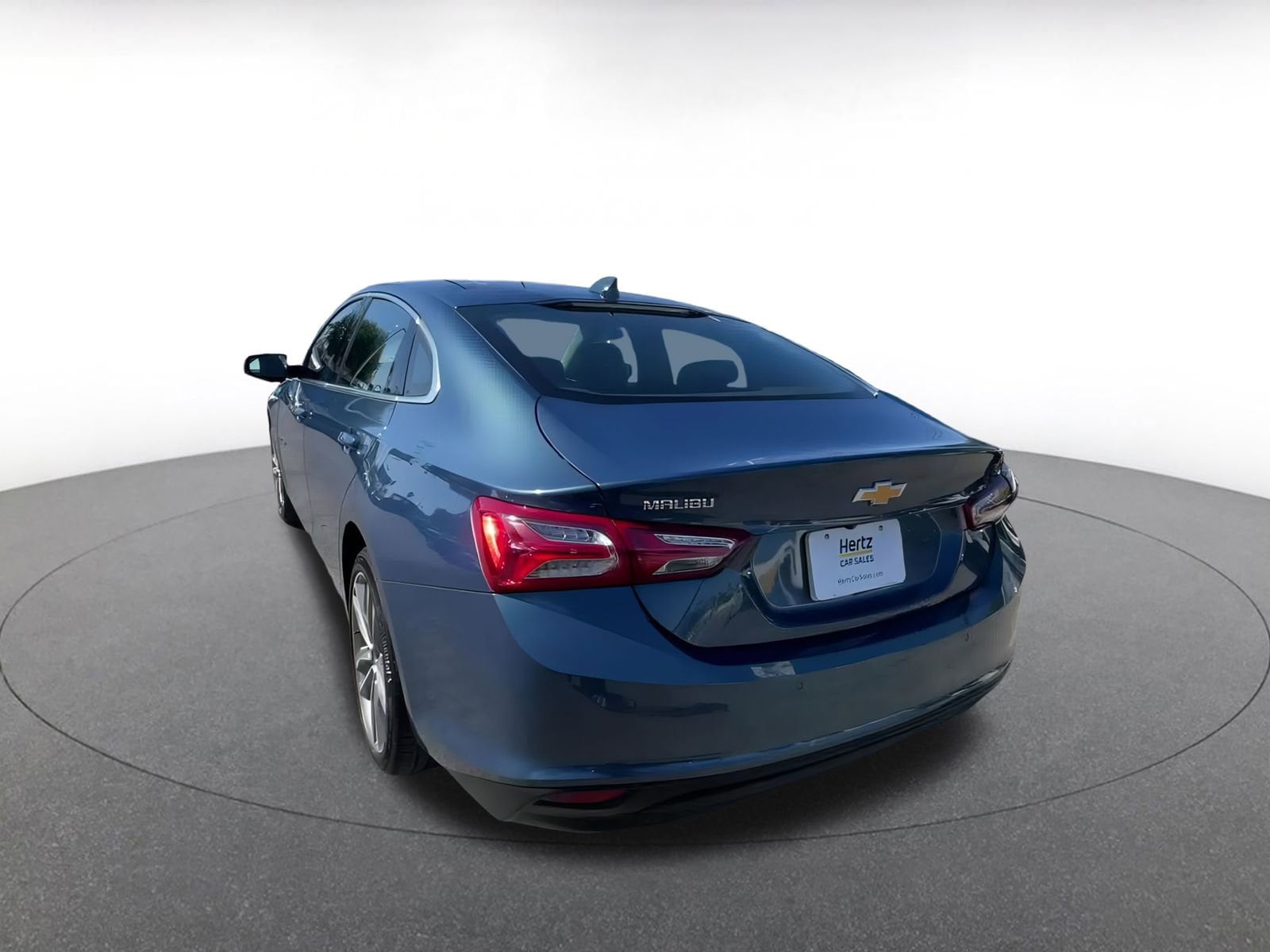 Thumbnail: 2024 Chevrolet Malibu - 11