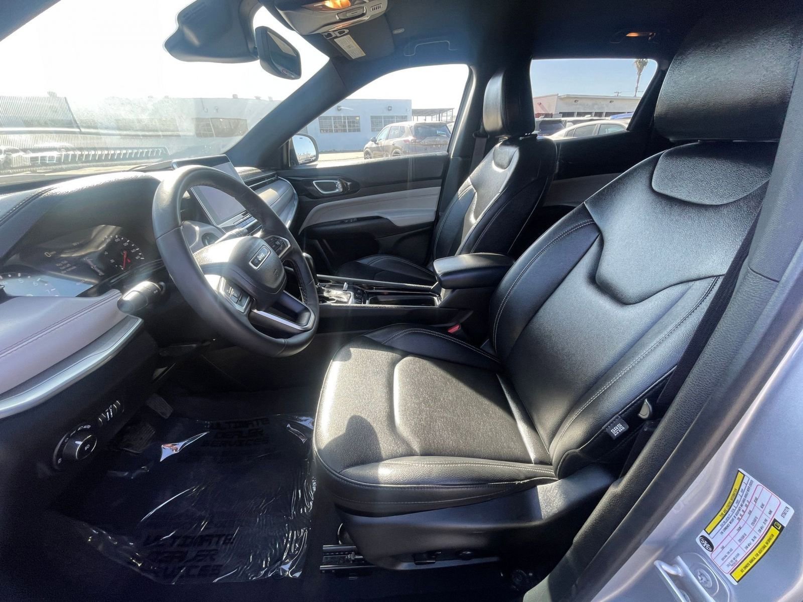 Thumbnail: 2025 Jeep Compass - 28