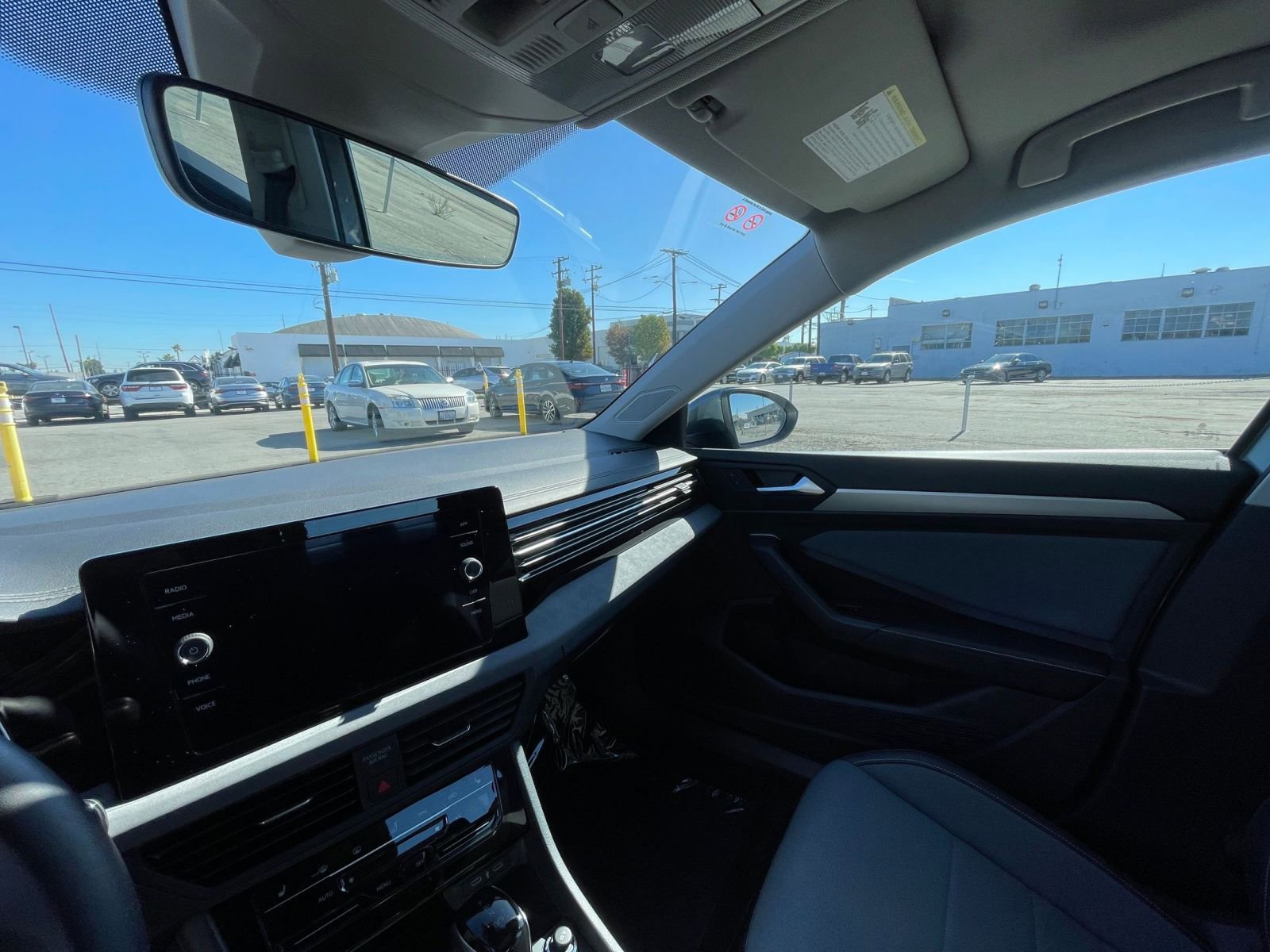 Thumbnail: 2025 Volkswagen Jetta - 35