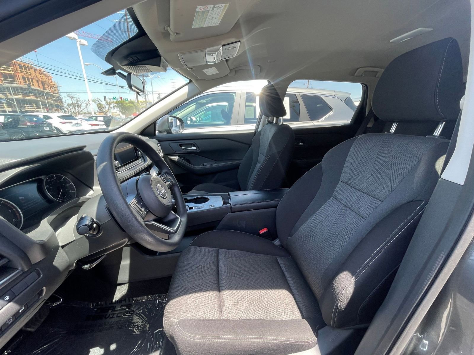 2024 Nissan Rogue SV 27