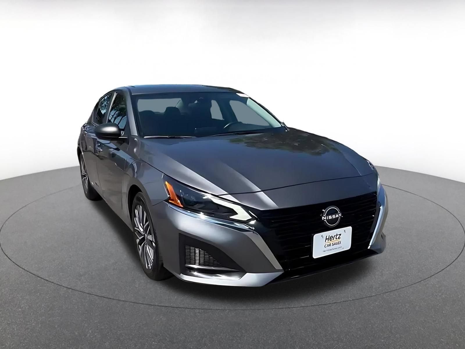 Thumbnail: 2025 Nissan Altima - 3