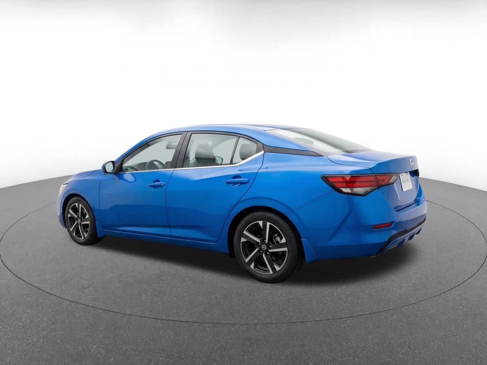 Thumbnail: 2025 Nissan Sentra - 6