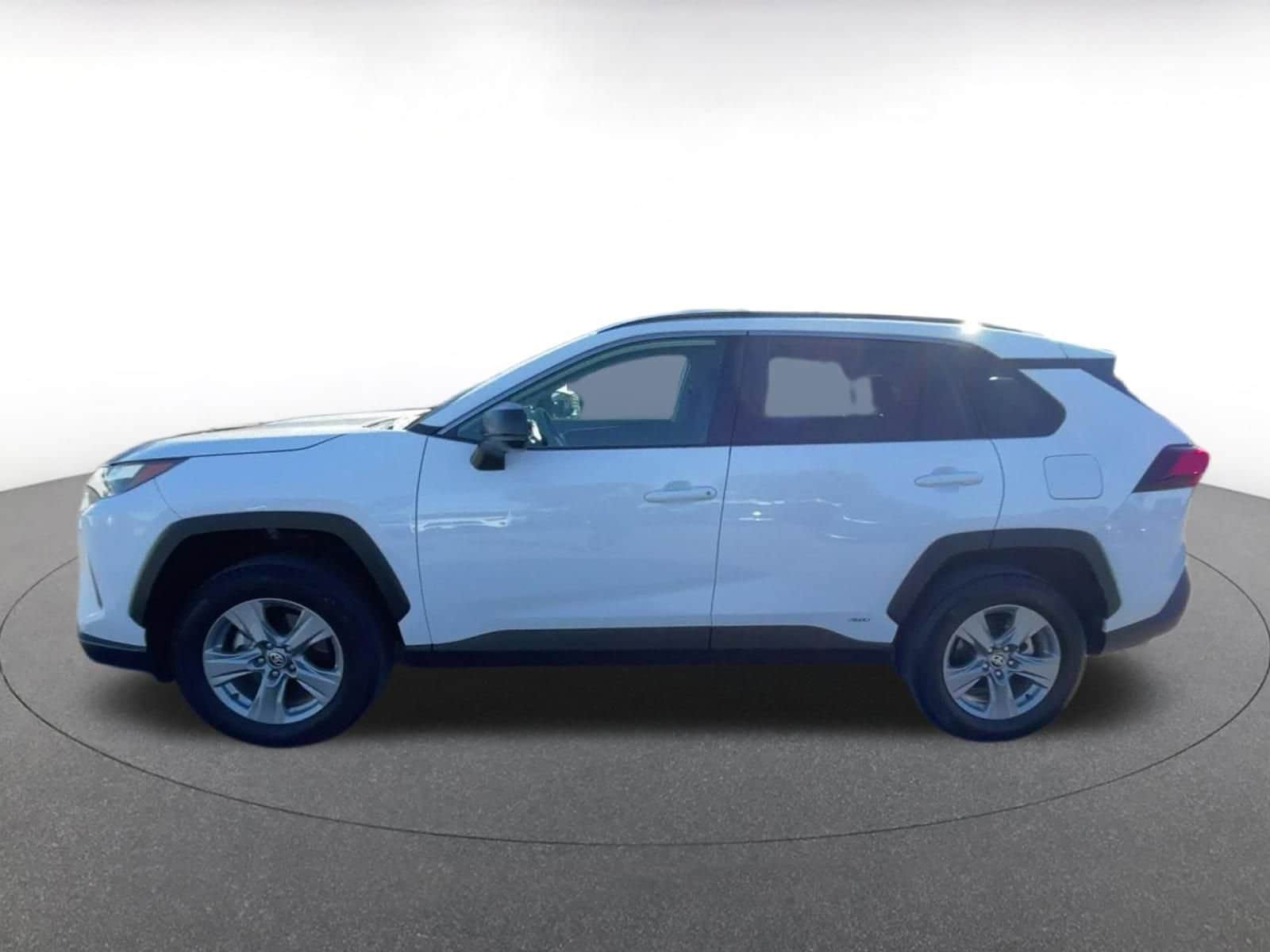 Thumbnail: 2025 Toyota RAV4 - 9