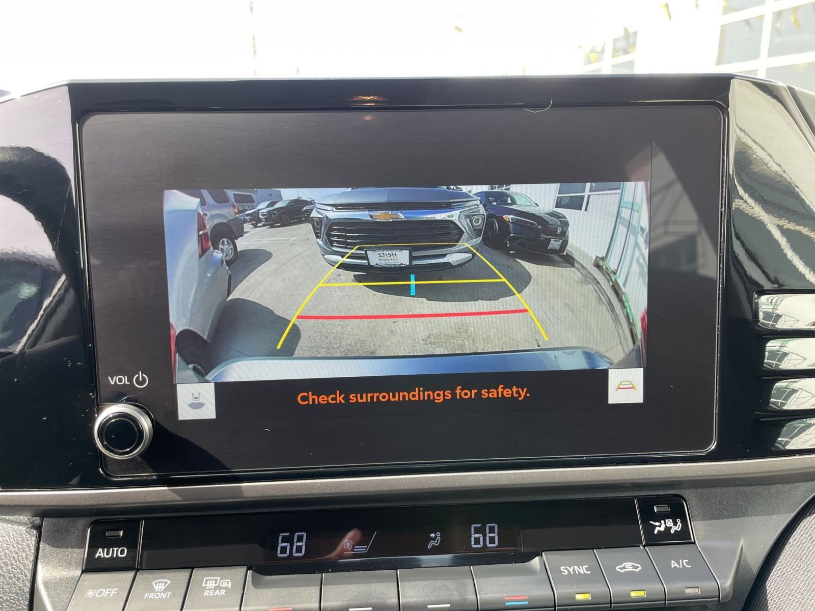 Thumbnail: 2025 Toyota Camry - 17