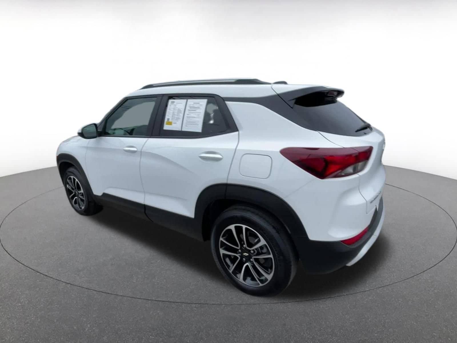 Thumbnail: 2025 Chevrolet TrailBlazer - 10