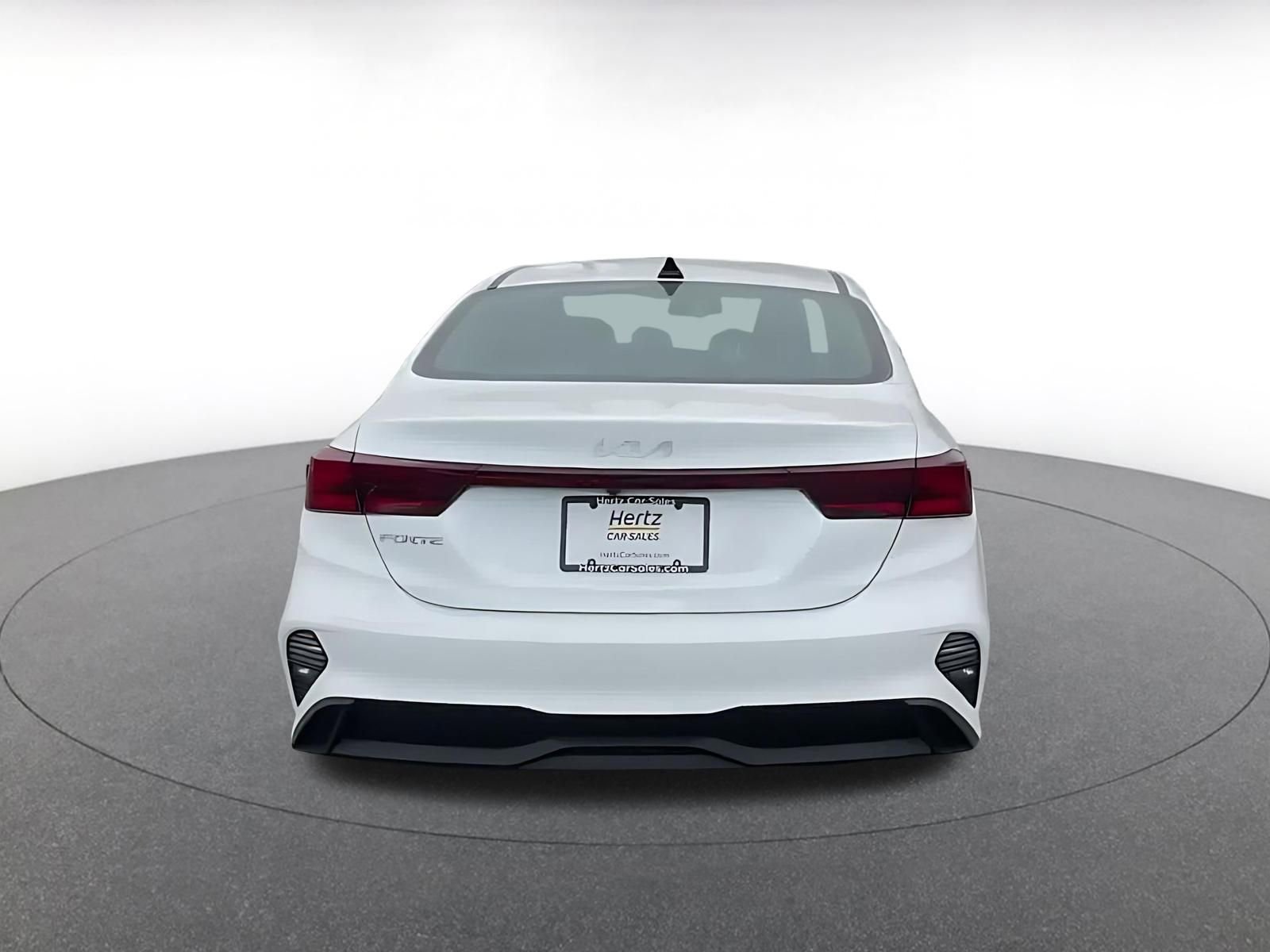 Thumbnail: 2024 Kia Forte - 12