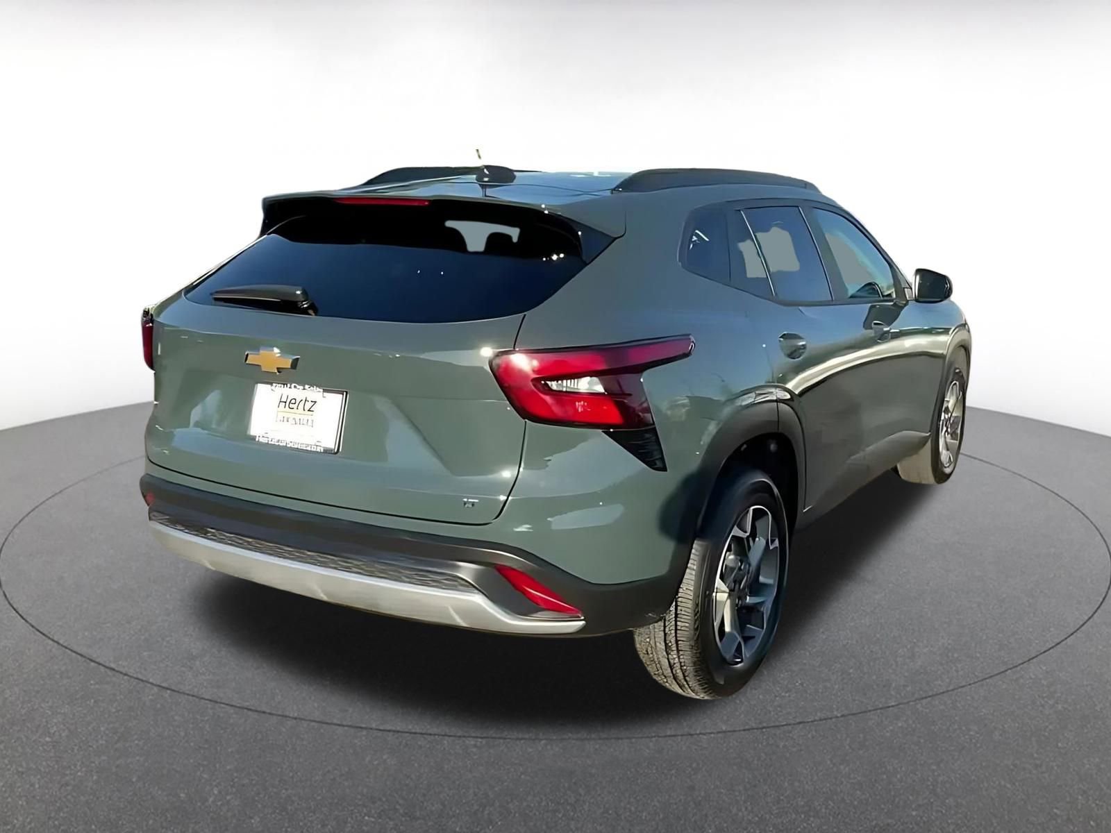 Thumbnail: 2025 Chevrolet Trax - 14