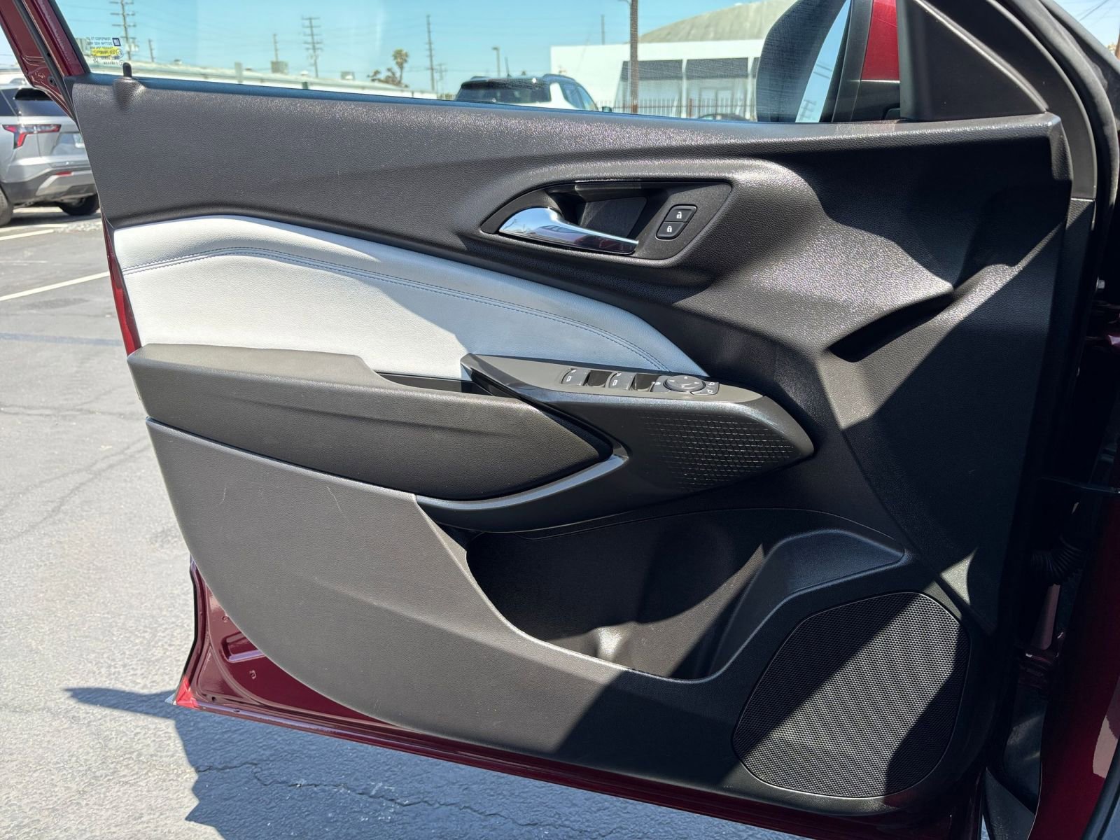 Thumbnail: 2025 Chevrolet Trax - 18