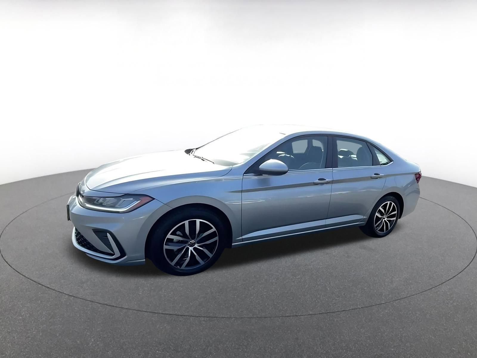 Thumbnail: 2025 Volkswagen Jetta - 8