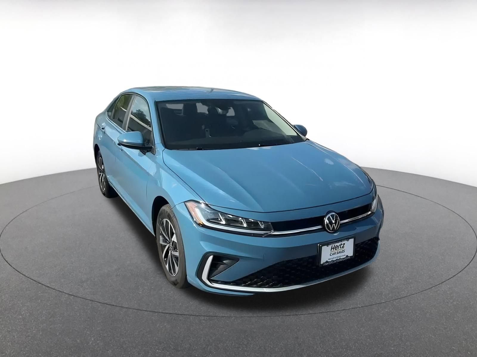 Thumbnail: 2025 Volkswagen Jetta - 3