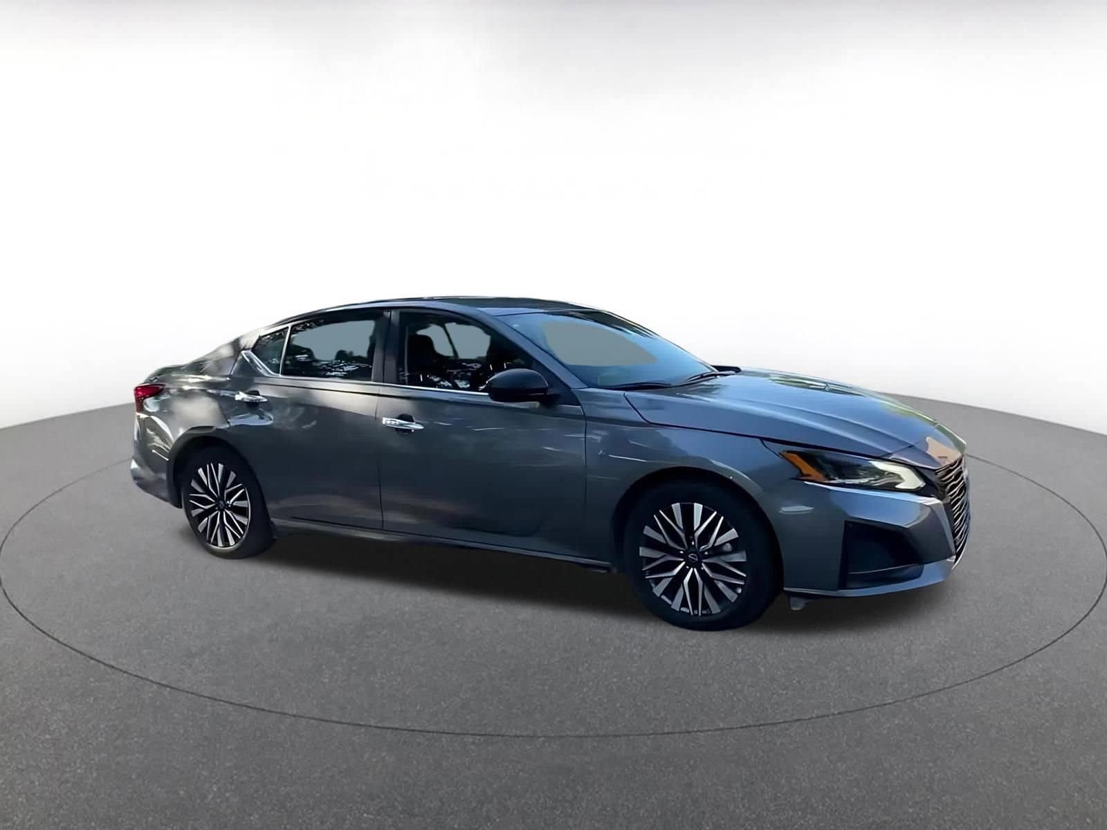 Thumbnail: 2025 Nissan Altima - 2