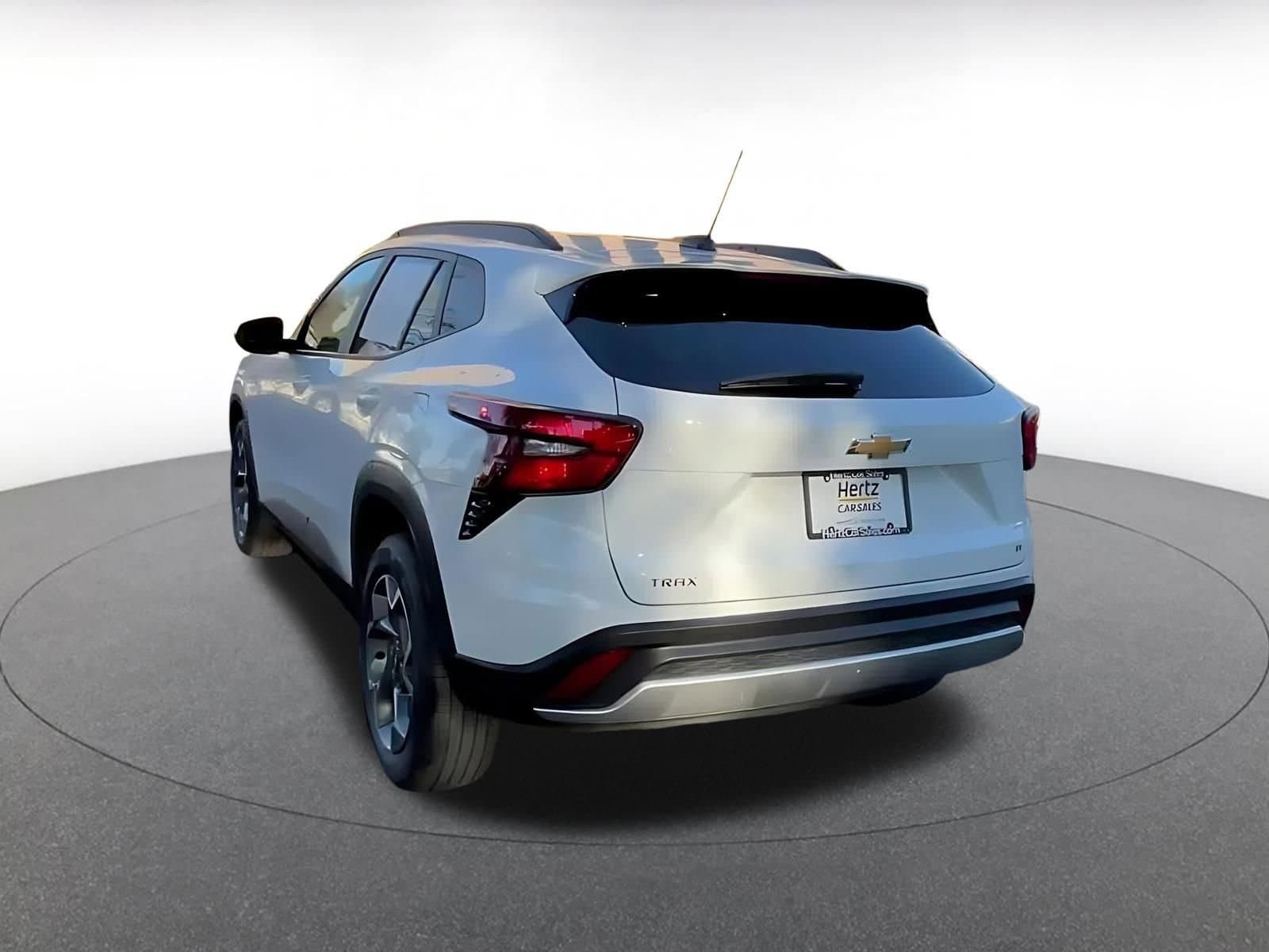 Thumbnail: 2025 Chevrolet Trax - 15