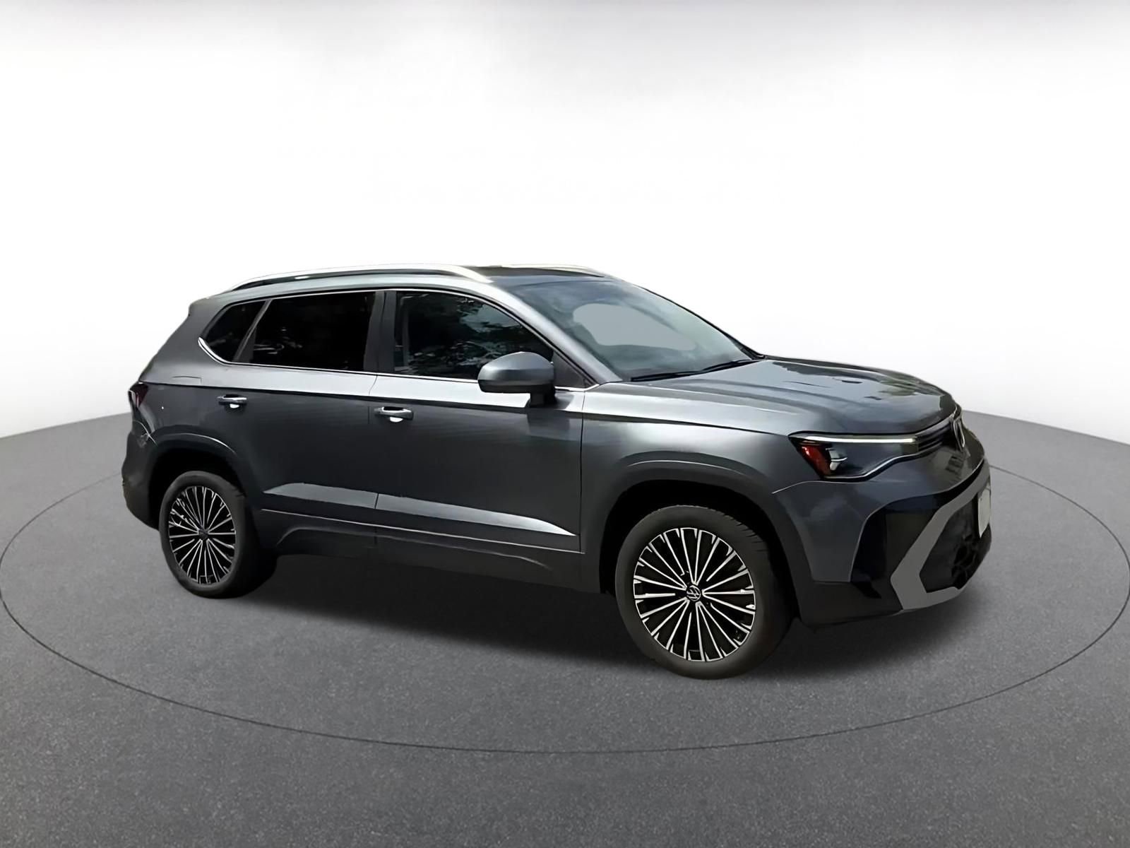 Thumbnail: 2025 Volkswagen Taos - 2