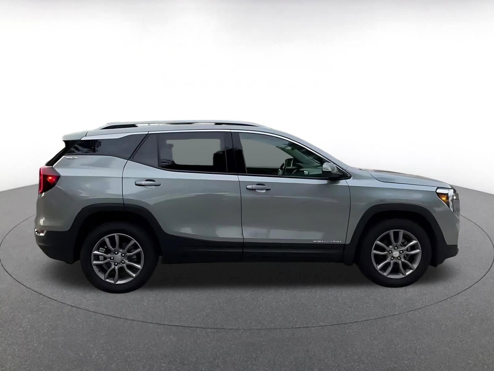 Thumbnail: 2024 GMC Terrain - 16