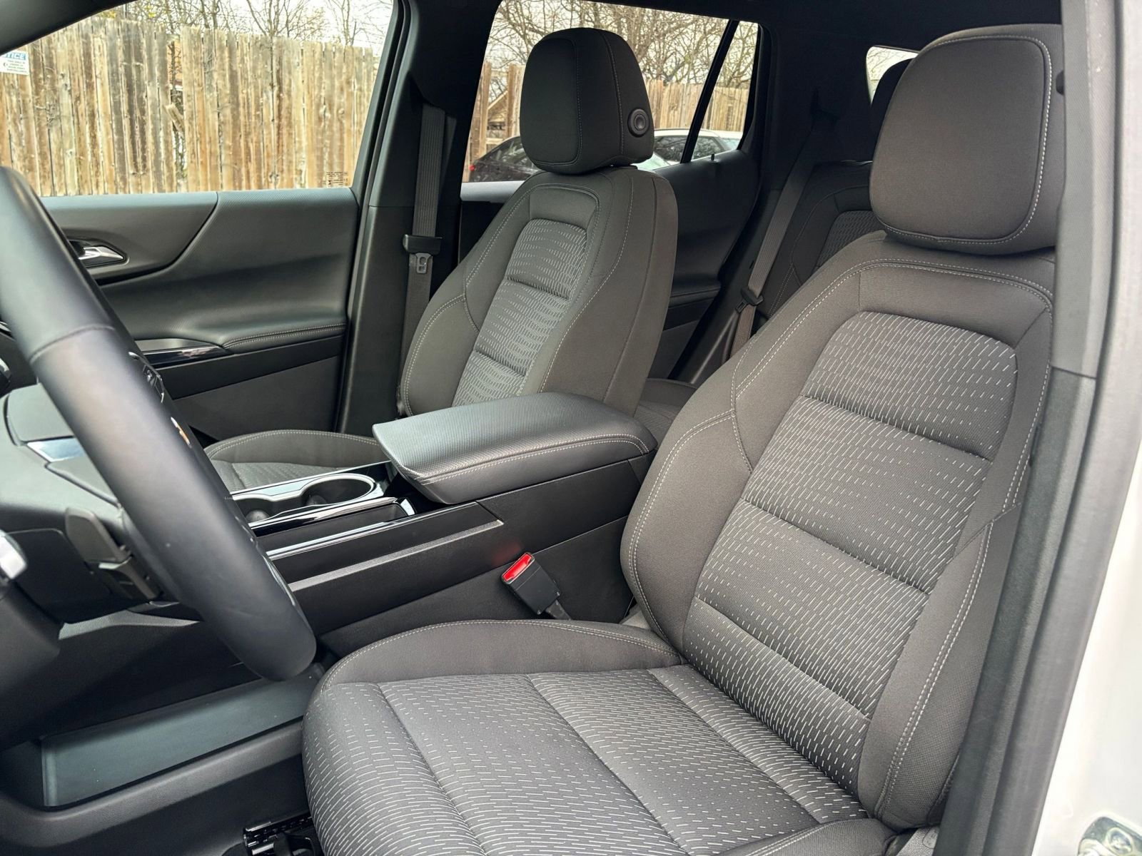 Thumbnail: 2025 Chevrolet Equinox - 30