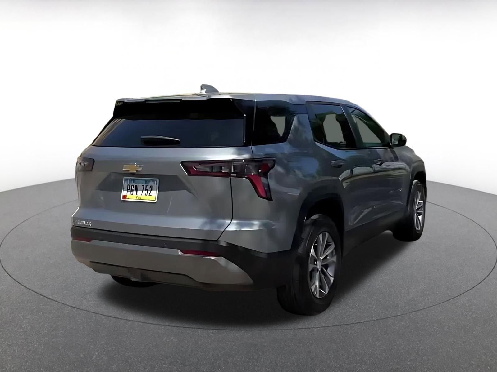 Thumbnail: 2025 Chevrolet Equinox - 13