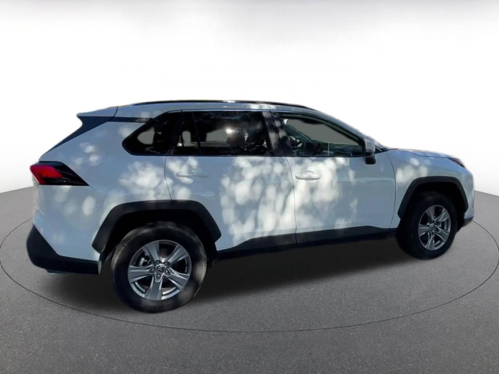 Thumbnail: 2025 Toyota RAV4 - 15
