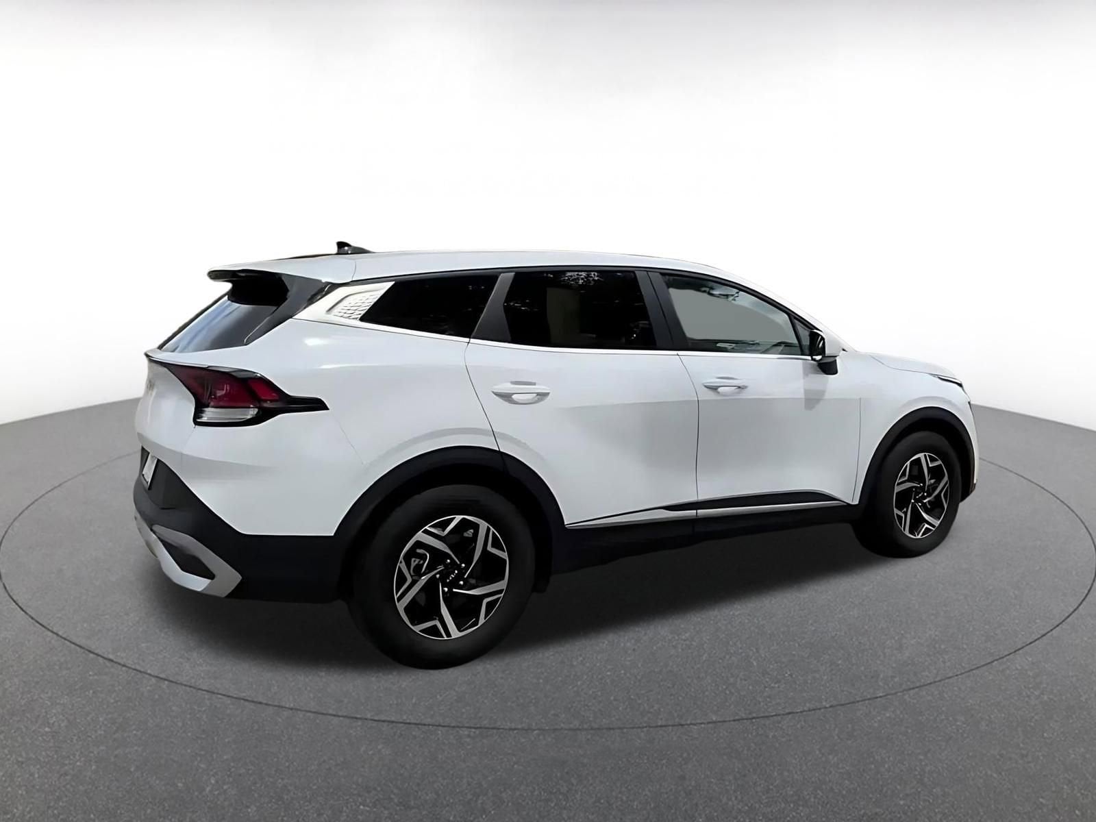 Thumbnail: 2025 Kia Sportage - 13