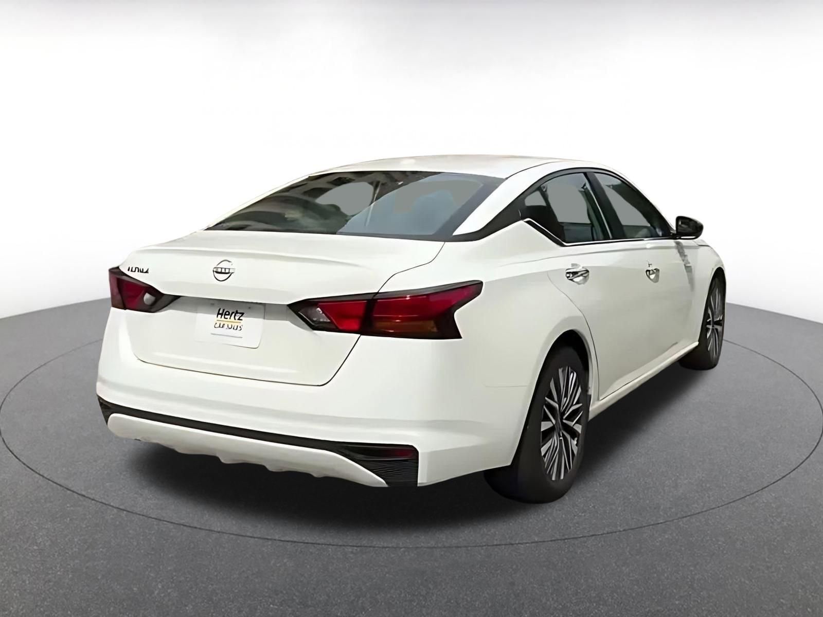 Thumbnail: 2025 Nissan Altima - 13