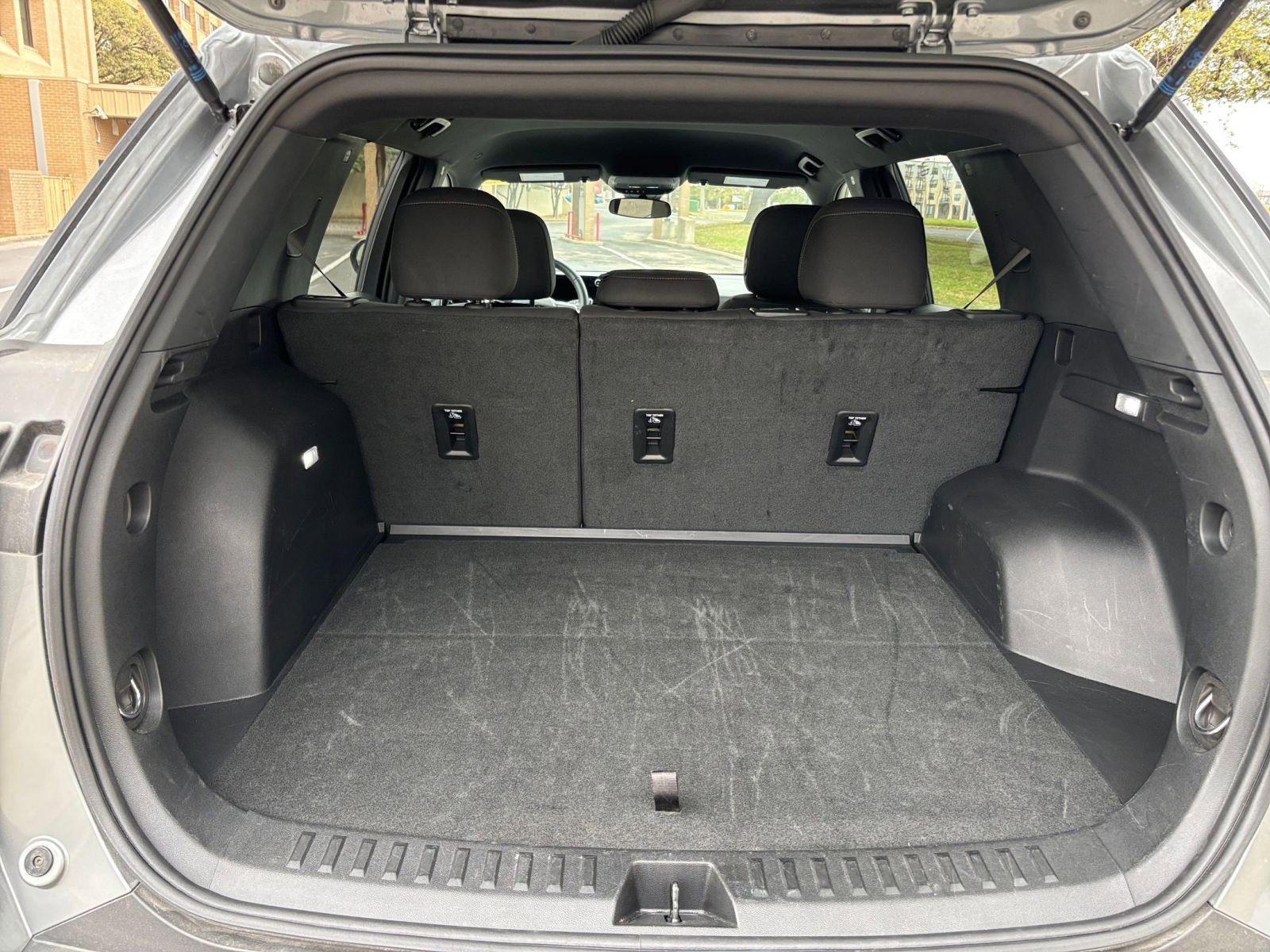 Thumbnail: 2025 Chevrolet Equinox - 26