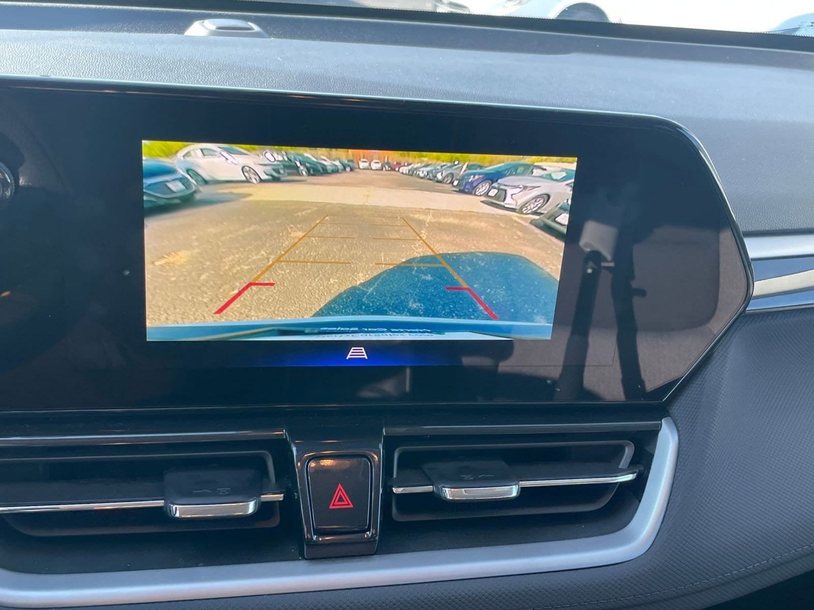 Thumbnail: 2025 Chevrolet TrailBlazer - 18